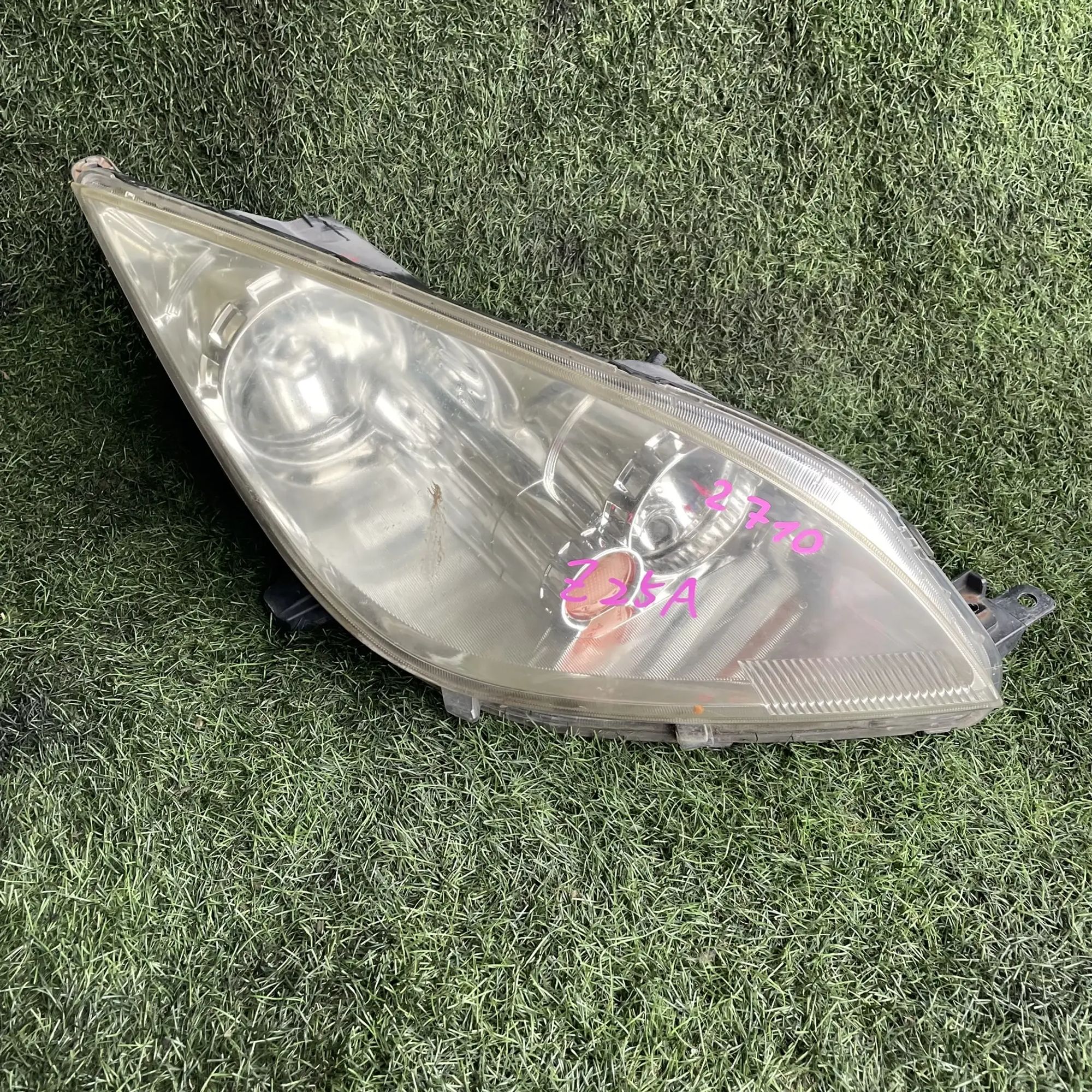 2710 Фара правая Mitsubishi Colt Z25A 4G19 1.3 2002, 6000 рублей, Невинномысск