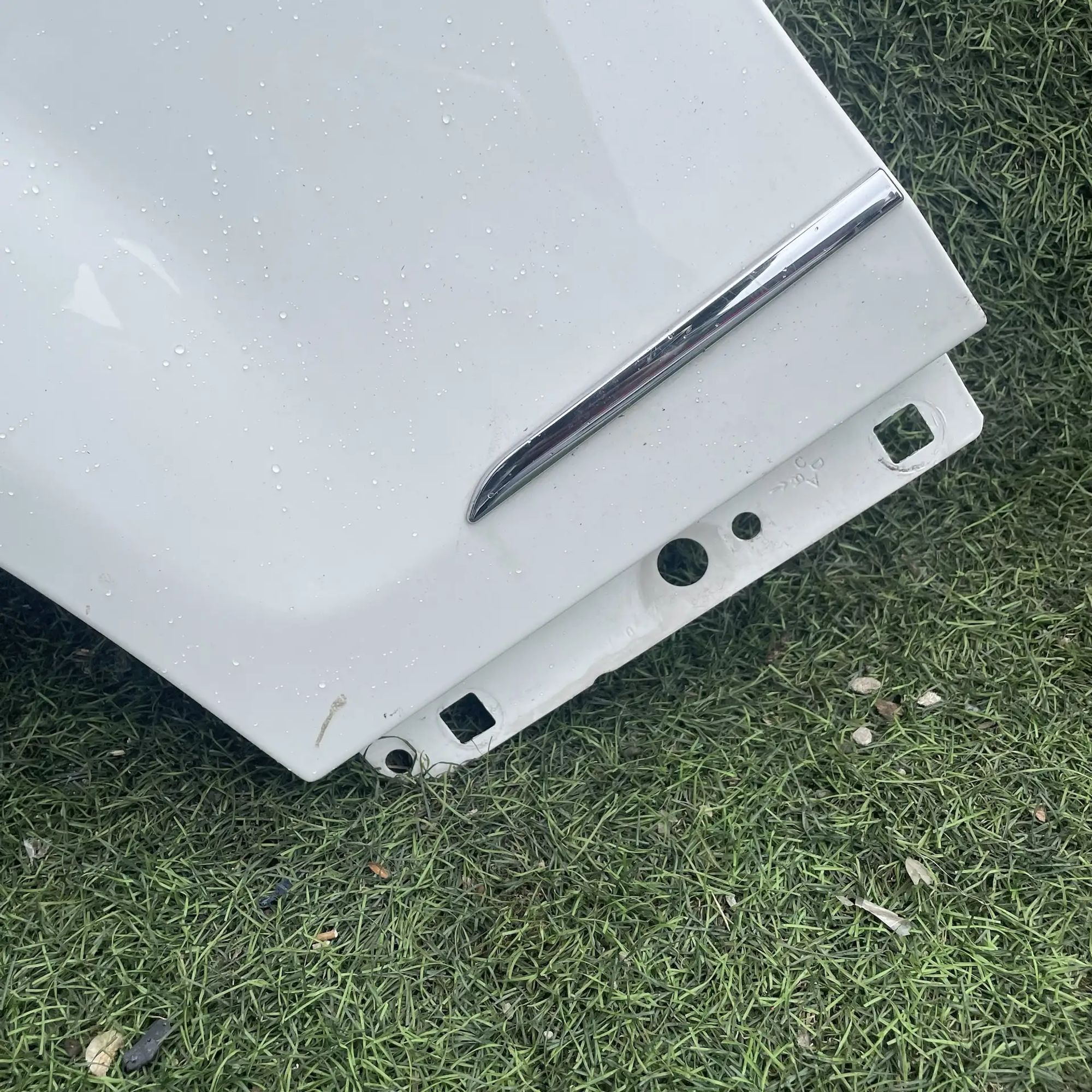 https://ycs.partsauto.market/partsauto-images/thmbs/userImages/772e461030aea93f4dbb6447c0f924d3/part/d7f7a8f7-1840-4e75-b8fe-8f9d70b2235a_1778834608238.jpg