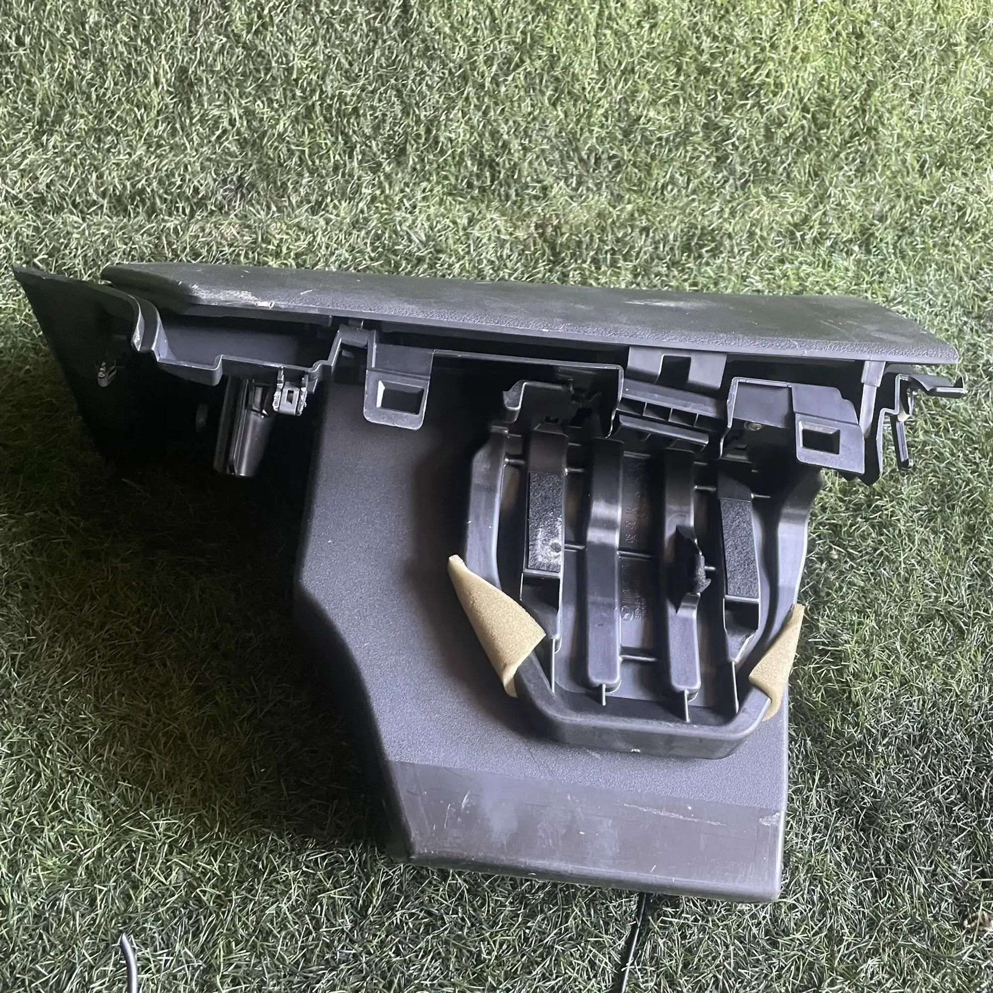 https://ycs.partsauto.market/partsauto-images/thmbs/userImages/772e461030aea93f4dbb6447c0f924d3/part/d83d3ae9-a19f-4489-9463-2f8935d99ecf_1776774463602.jpg