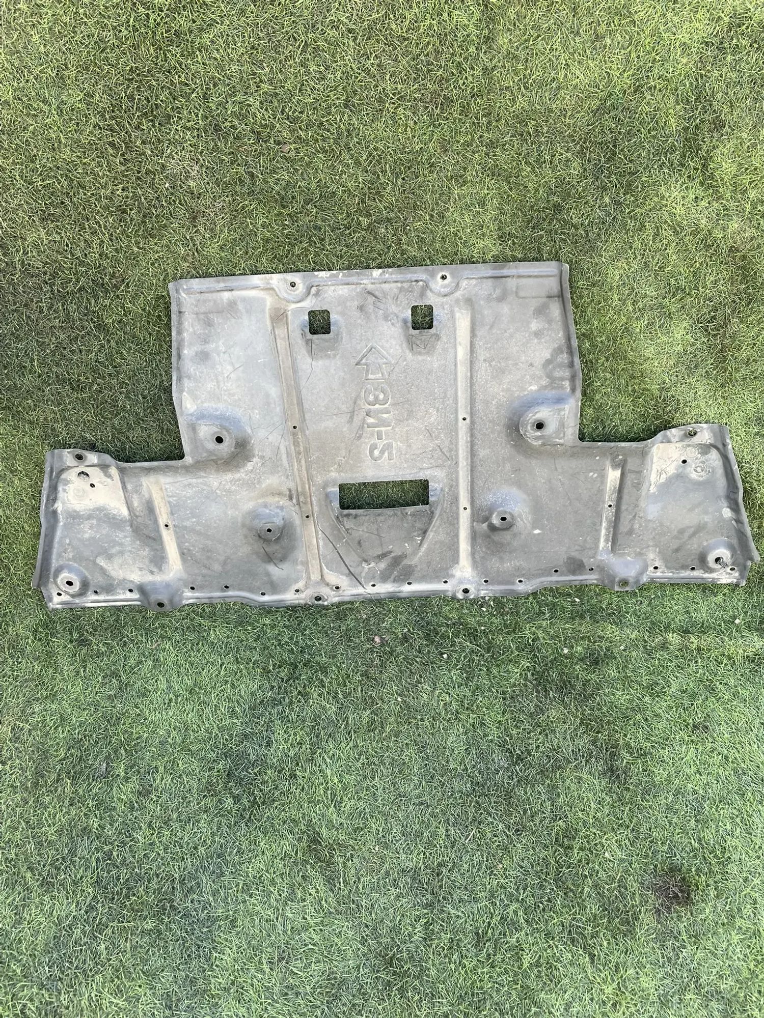 https://ycs.partsauto.market/partsauto-images/thmbs/userImages/772e461030aea93f4dbb6447c0f924d3/part/d84e2ccb-48ba-4e7c-a370-f7a7b598012c_1775222025617.jpg