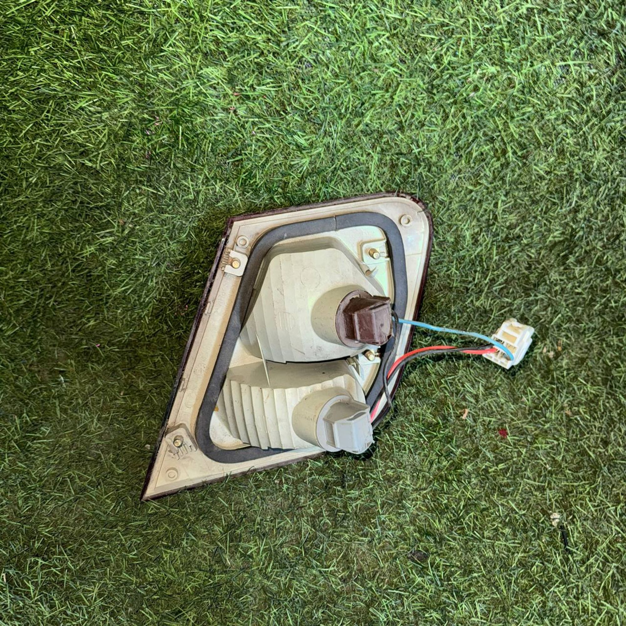 1053 Фонарь задний левый Mitsubishi DA1A, 5500 рублей, Невинномысск