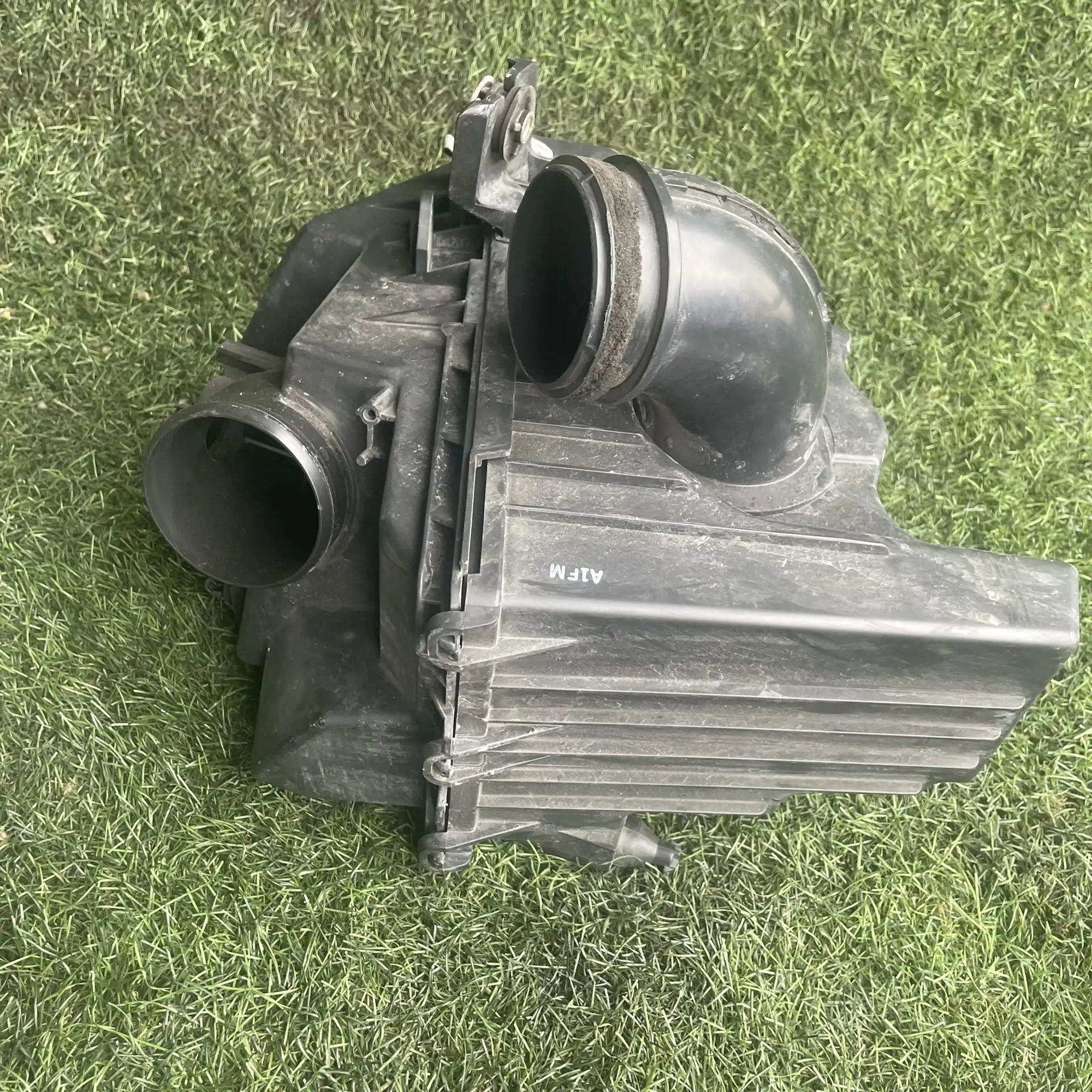 https://ycs.partsauto.market/partsauto-images/thmbs/userImages/772e461030aea93f4dbb6447c0f924d3/part/d885a151-a793-4748-b4ac-efd80e47be1c_1776669306460.jpg