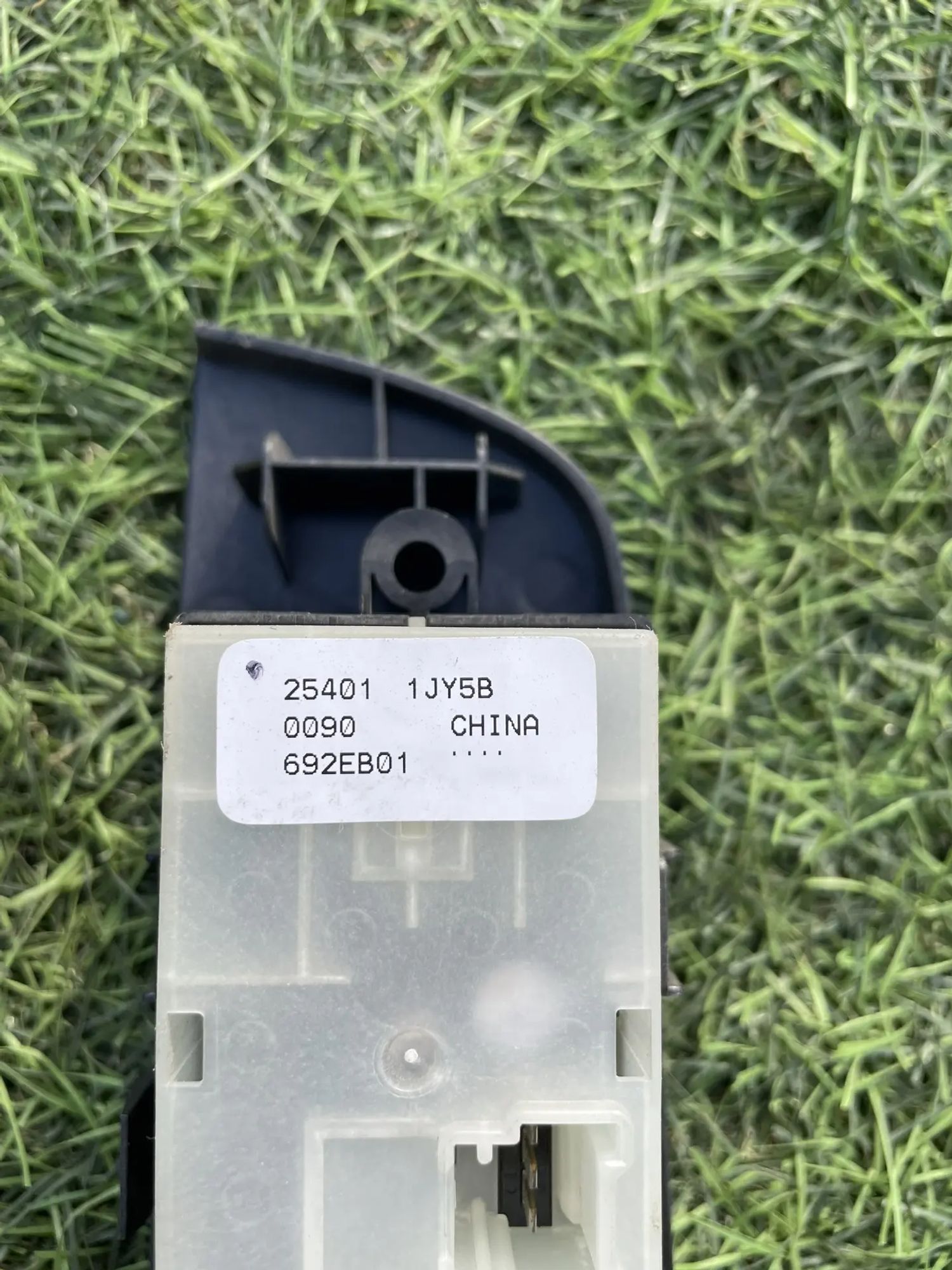 https://ycs.partsauto.market/partsauto-images/thmbs/userImages/772e461030aea93f4dbb6447c0f924d3/part/d888e01e-00c6-45c5-99b2-468679106ff8_1775218528670.jpg