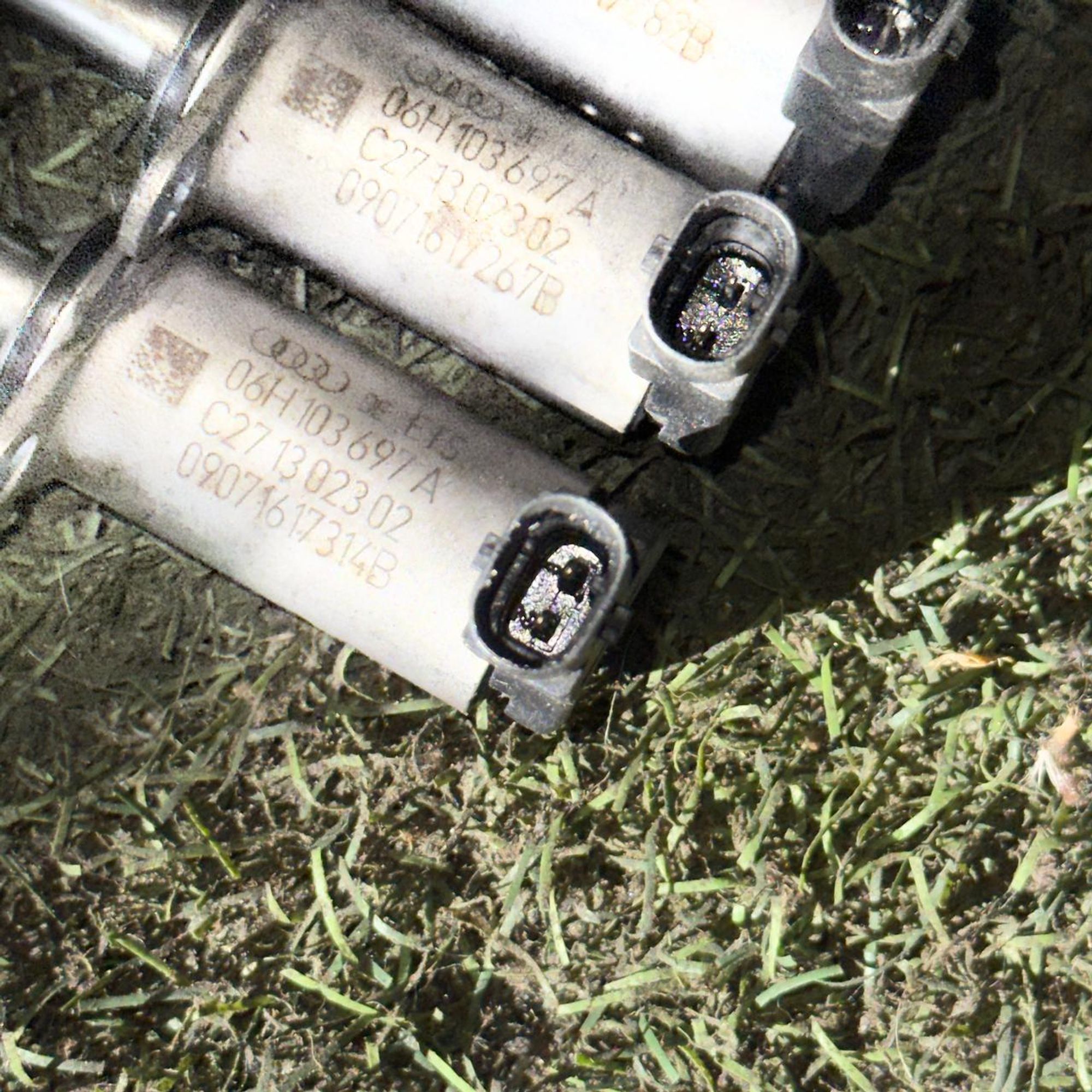 Клапан ГАЗОРАСПРЕДЕЛНИЯ 06H103697A AUDI CDN, 7000 рублей, Невинномысск