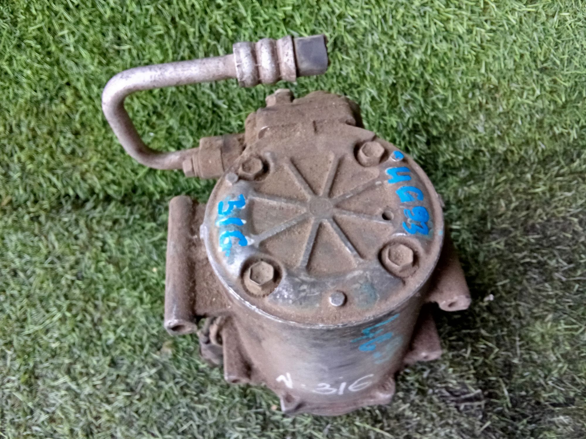 316 Компрессор кондиционера MITSUBISHI 4G93, 7500 рублей, Невинномысск