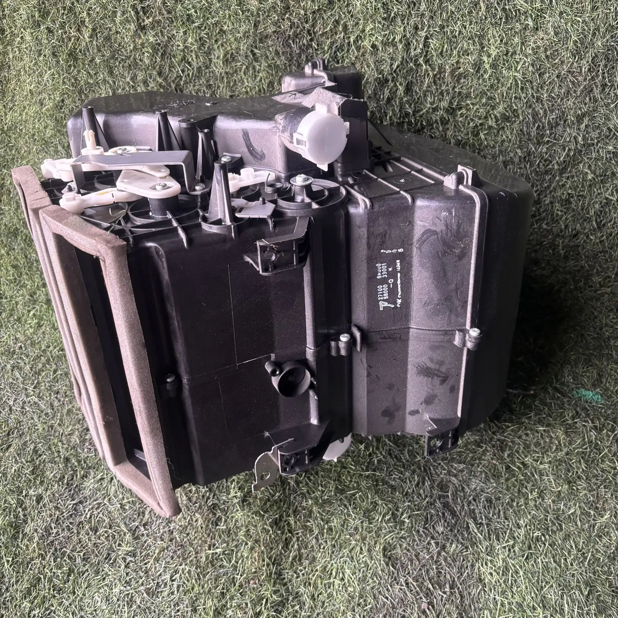 https://ycs.partsauto.market/partsauto-images/thmbs/userImages/772e461030aea93f4dbb6447c0f924d3/part/d8dabd60-a4de-48ab-a64f-34b8e30da64f_1776933107334.jpg