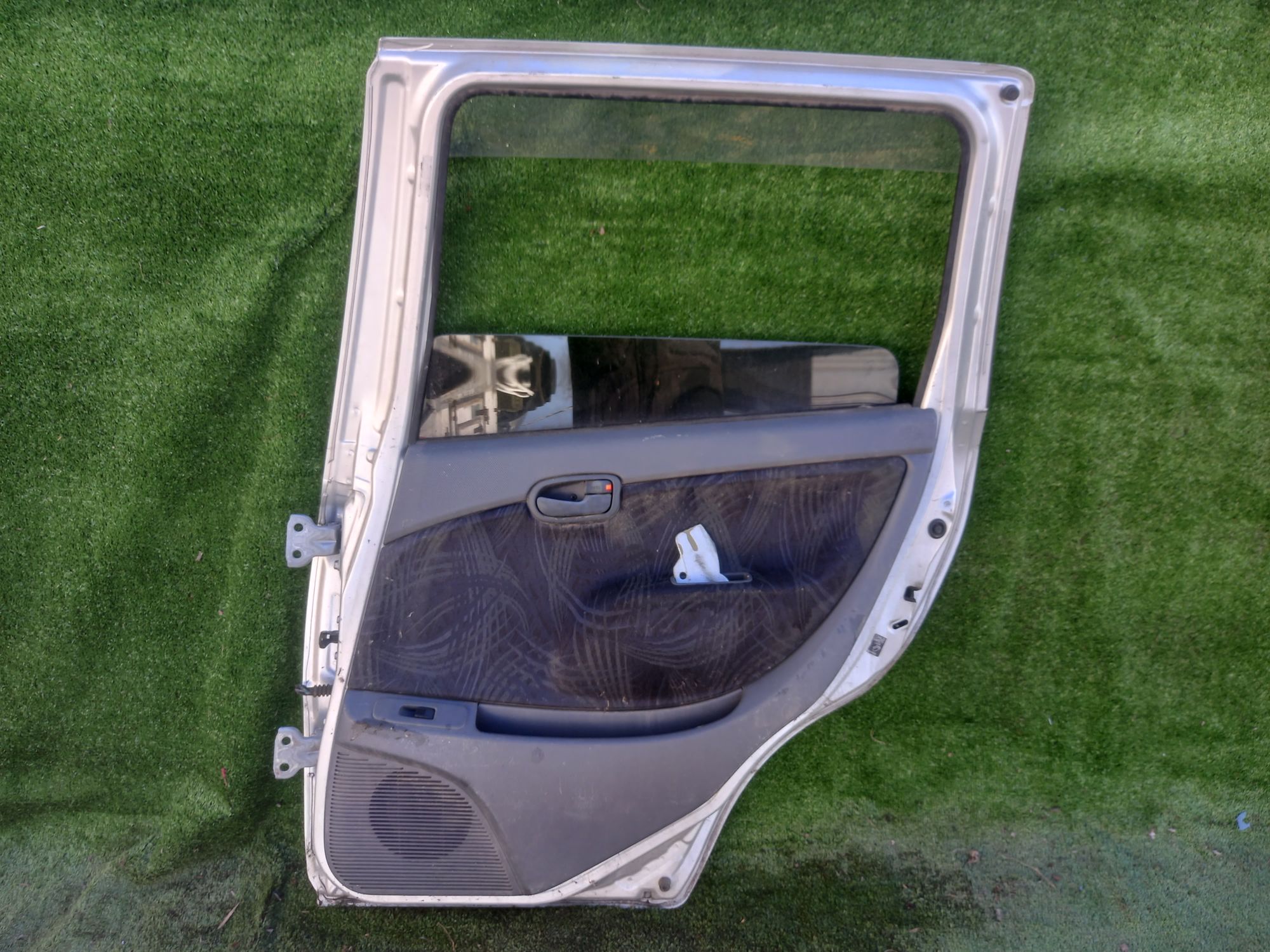 1006 дверь на DAIHATSU YRV M201G, 7500 рублей, Невинномысск