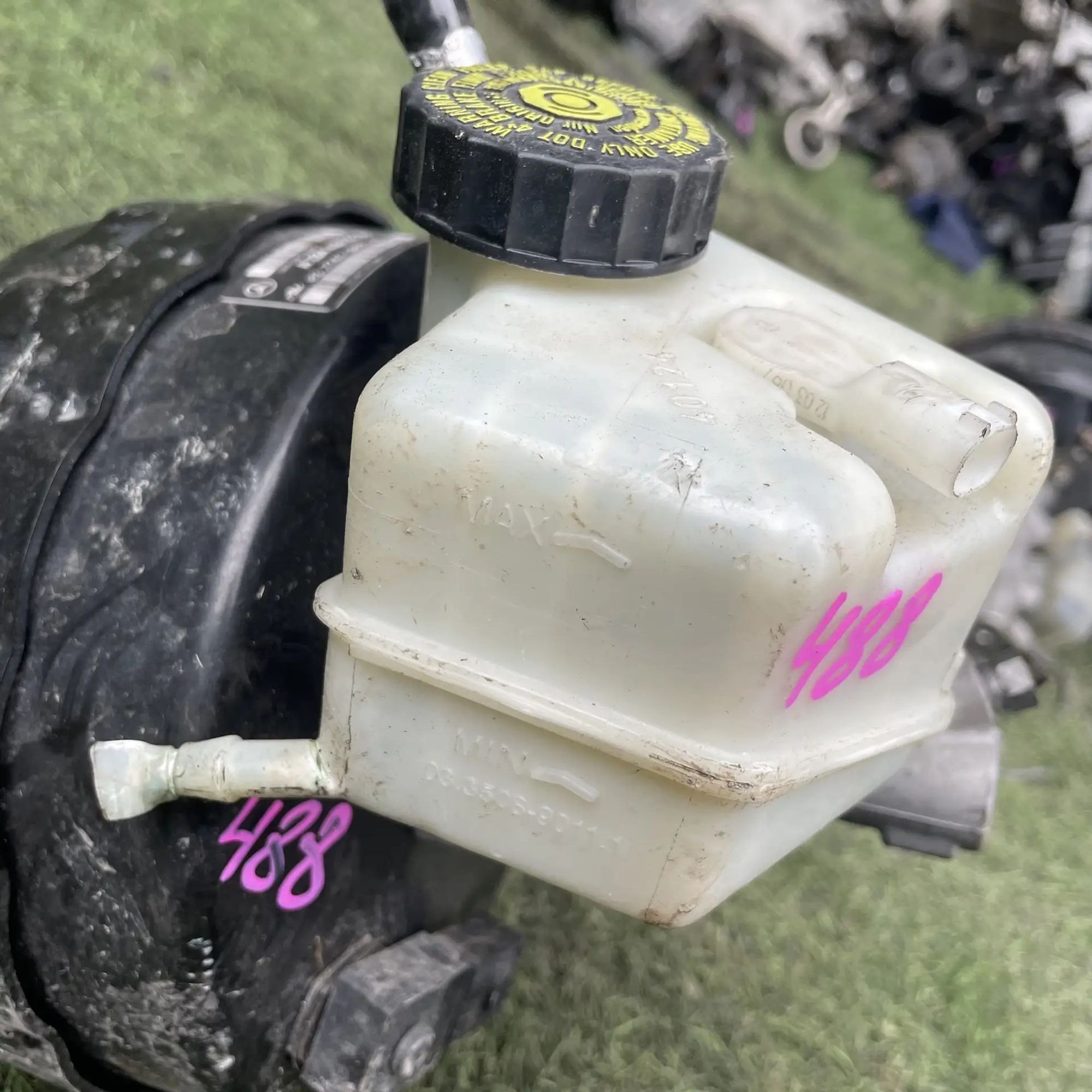 https://ycs.partsauto.market/partsauto-images/thmbs/userImages/772e461030aea93f4dbb6447c0f924d3/part/d92fcc80-178b-4a02-9050-a7f1dcbf4be2_1779177534223.jpg