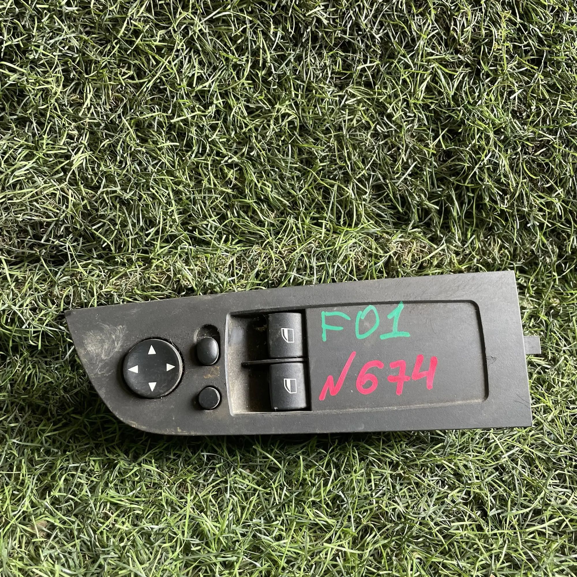 https://ycs.partsauto.market/partsauto-images/thmbs/userImages/772e461030aea93f4dbb6447c0f924d3/part/d9ddc5a7-46bd-4b8f-b74a-f67d8d4ce145_1778676441652.jpg