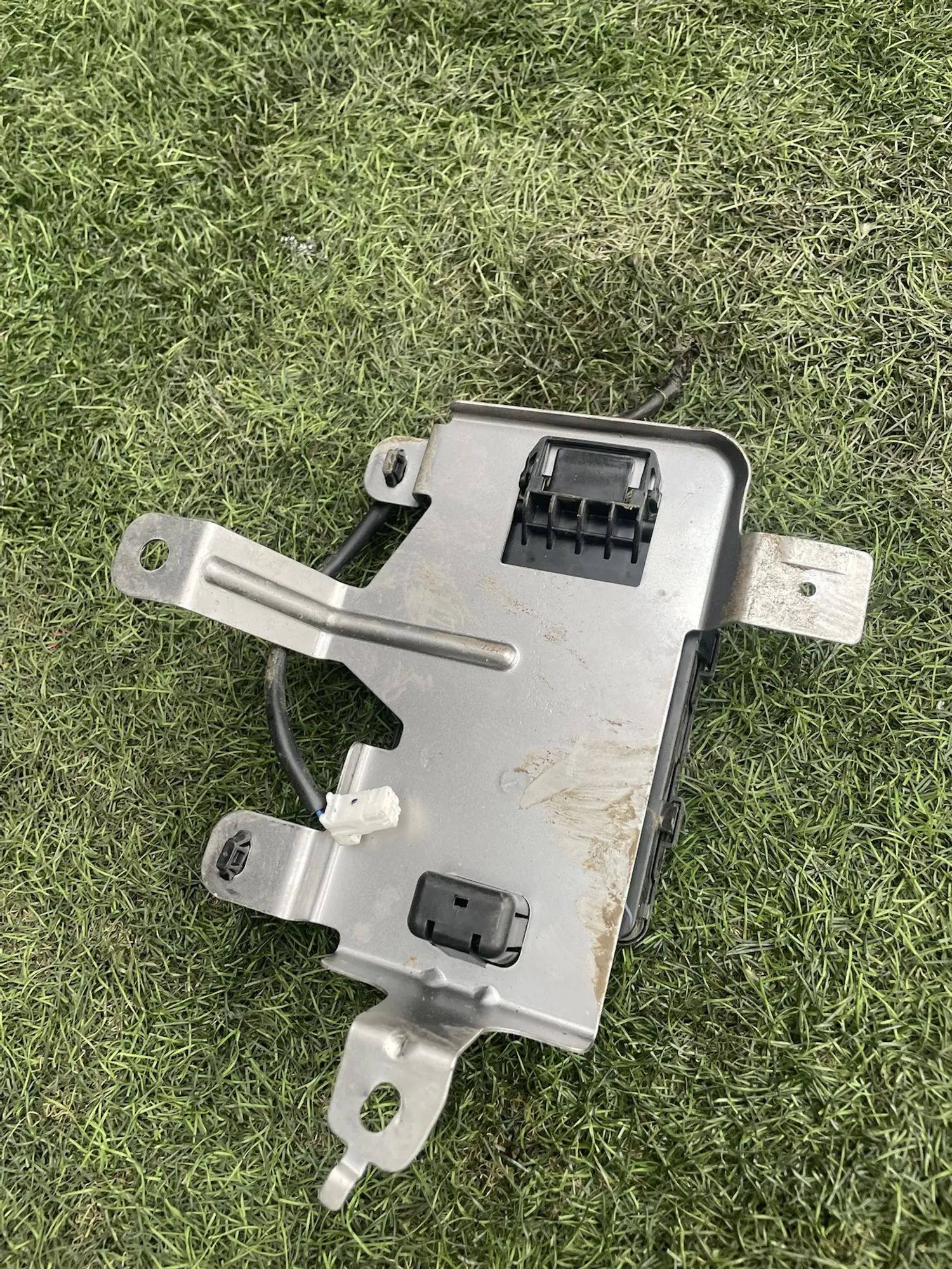 https://ycs.partsauto.market/partsauto-images/thmbs/userImages/772e461030aea93f4dbb6447c0f924d3/part/da8d1a7e-8e01-410f-9ca4-0c18fce7429b_1779107963411.jpg