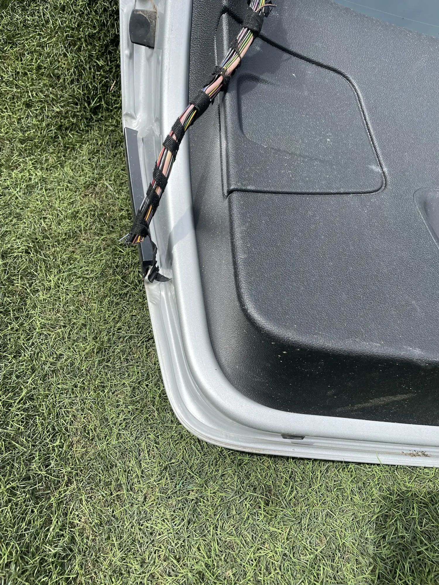 https://ycs.partsauto.market/partsauto-images/thmbs/userImages/772e461030aea93f4dbb6447c0f924d3/part/dacb5612-7772-4e2f-962f-062ae594671b_1778748384198.jpg