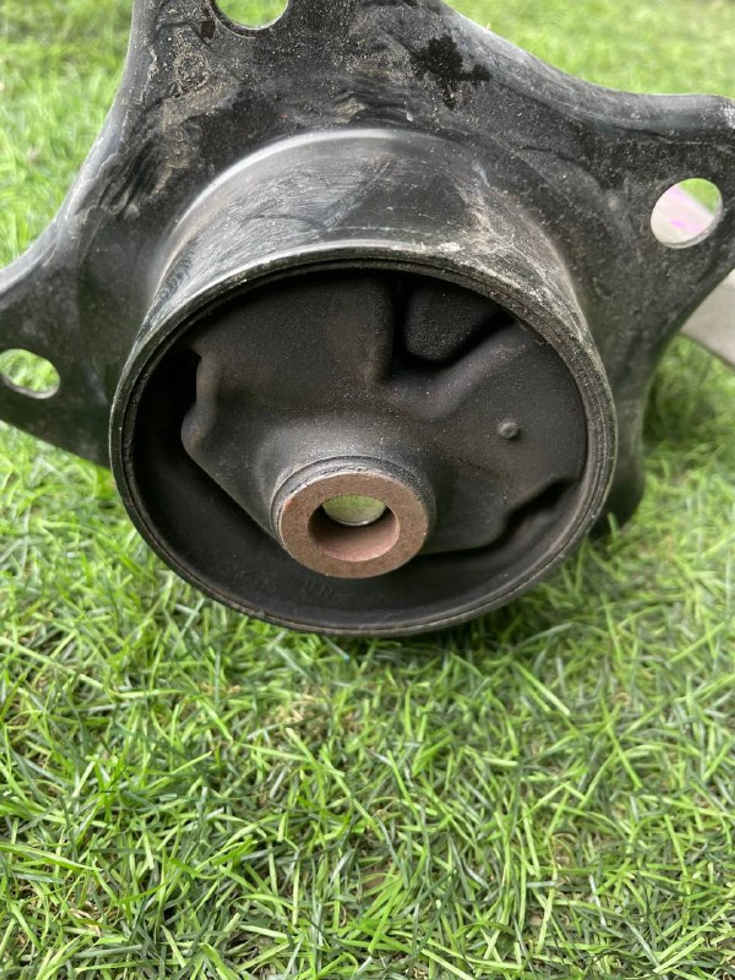 https://ycs.partsauto.market/partsauto-images/thmbs/userImages/772e461030aea93f4dbb6447c0f924d3/part/db18007f-366a-4c26-b7a3-6142a57430dc_1773820888254.jpg
