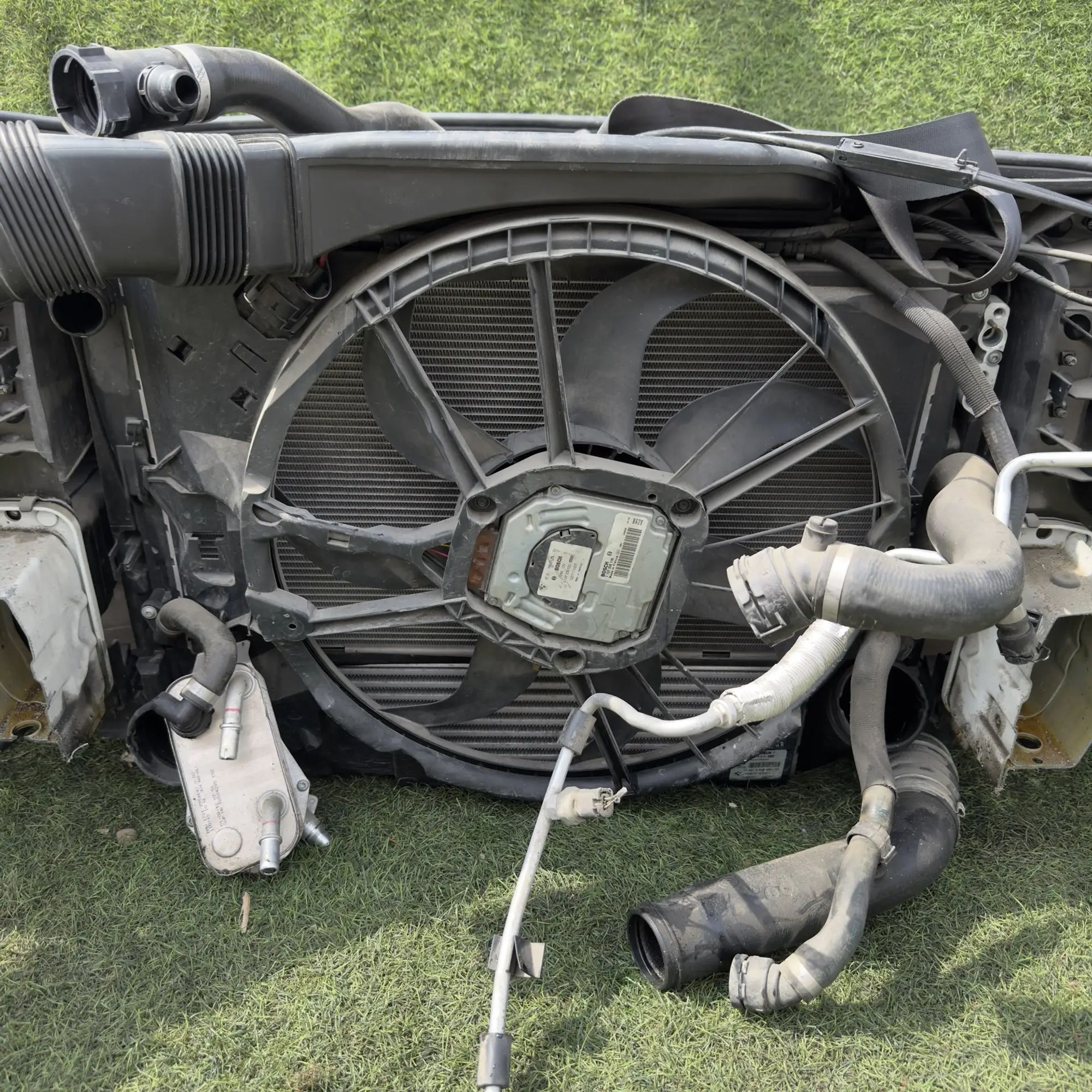 https://ycs.partsauto.market/partsauto-images/thmbs/userImages/772e461030aea93f4dbb6447c0f924d3/part/db69d044-c094-4ff8-9b11-92b112792b1e_1778158612869.jpg