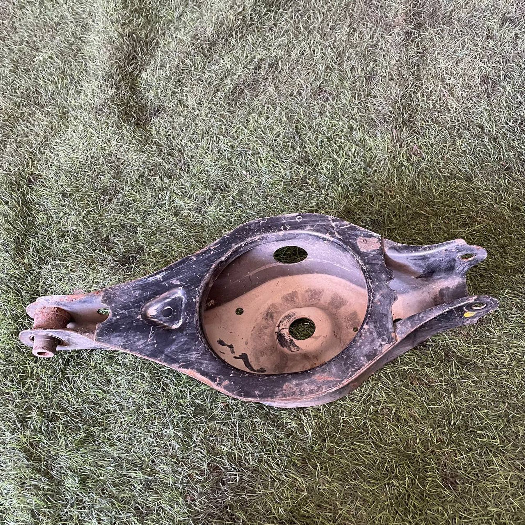 16 Рычаг задний поперечный нижний NISSAN TEANA J31 VQ23DE, 3500 рублей, Невинномысск