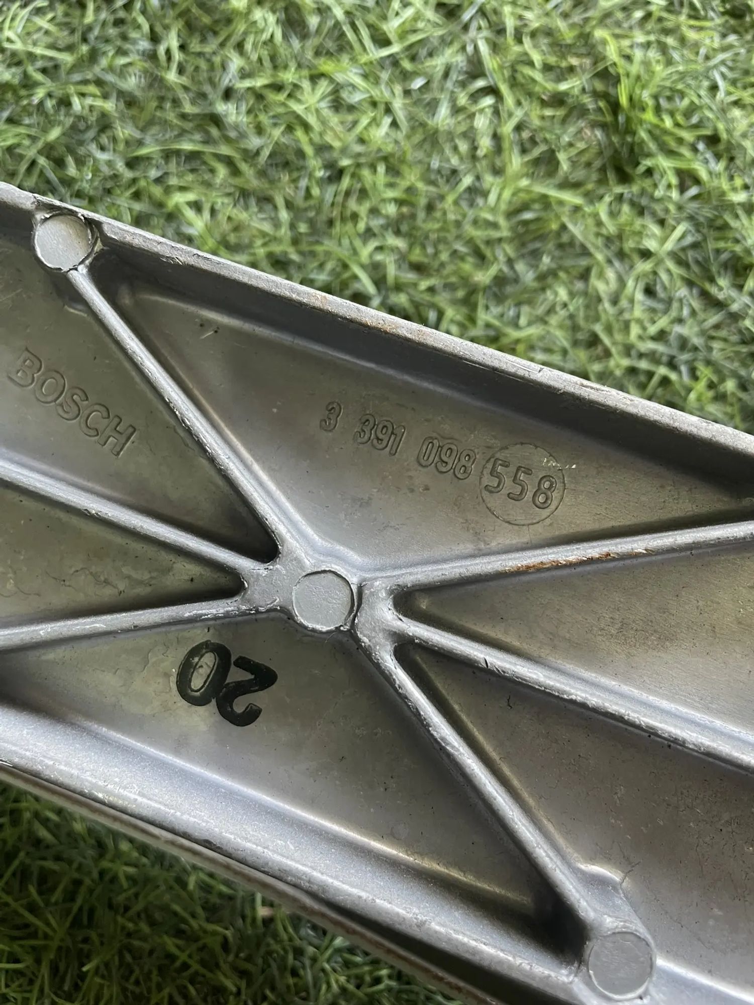 https://ycs.partsauto.market/partsauto-images/thmbs/userImages/772e461030aea93f4dbb6447c0f924d3/part/db8dca87-30c6-4e67-8752-f34445484b95_1775719782107.jpg