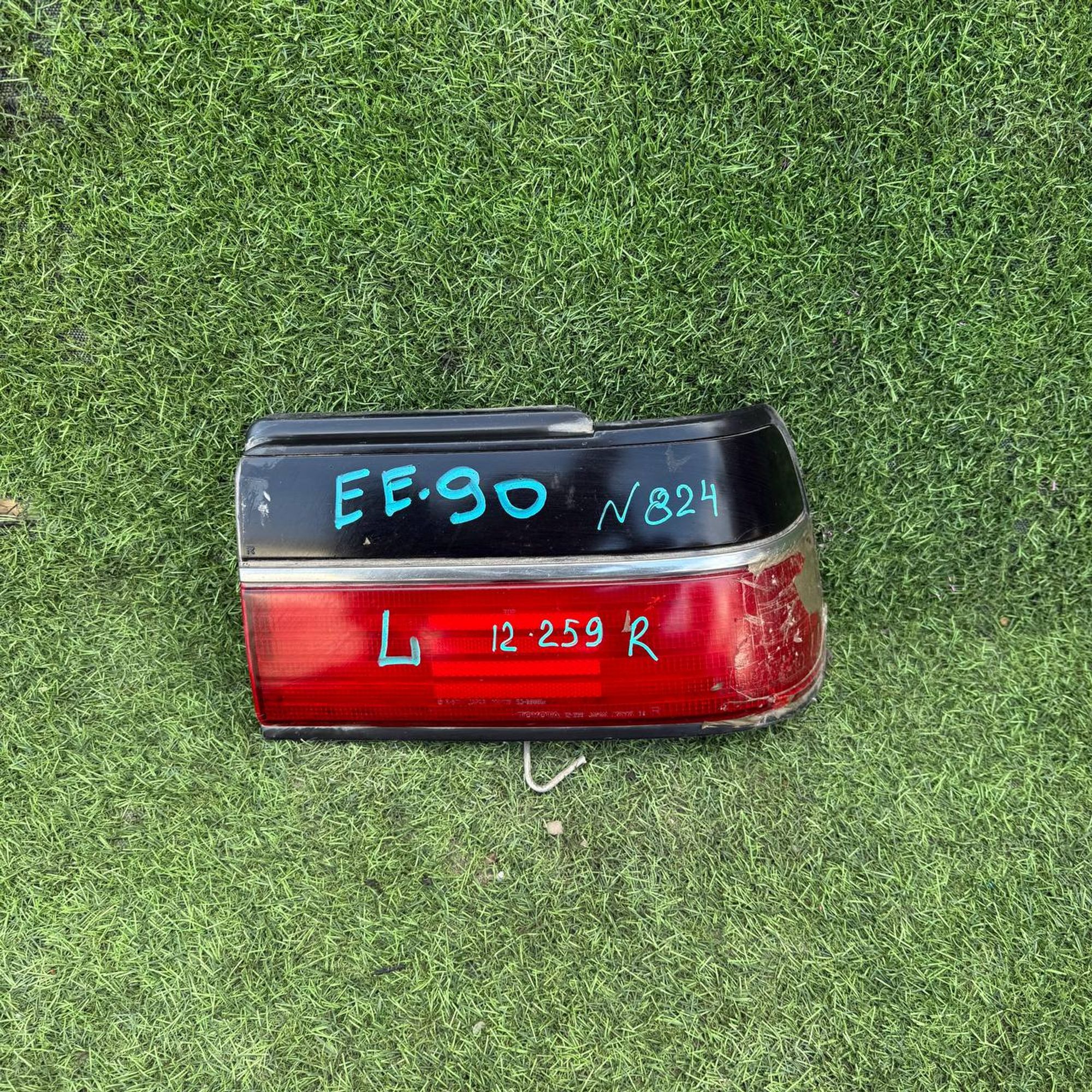 824 Фонарь задний правый TOYOTA COROLLA EE90, 1 рублей, Невинномысск