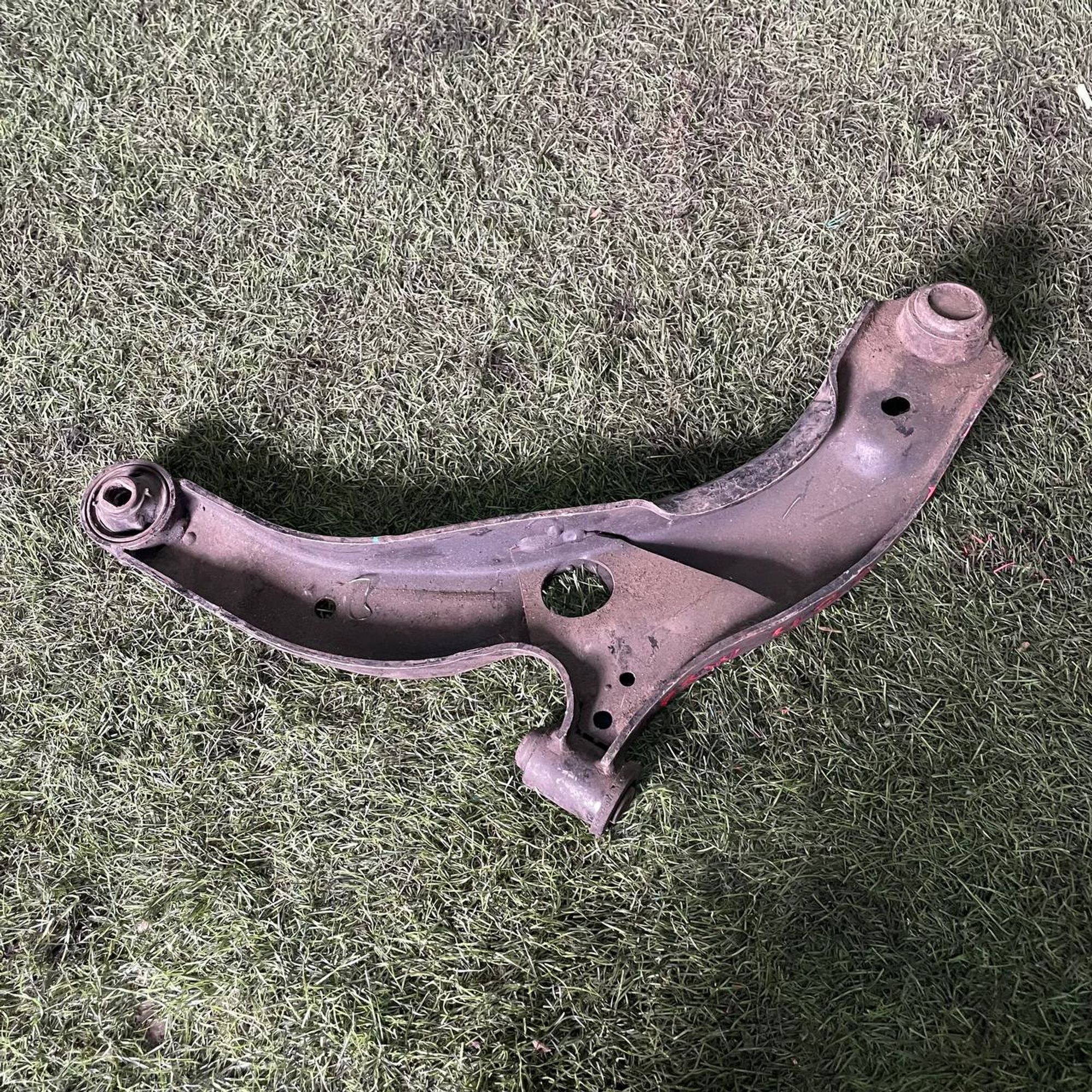 422 Рычаг передний правый нижний MAZDA PREMACY CP8W, 1 рублей, Невинномысск