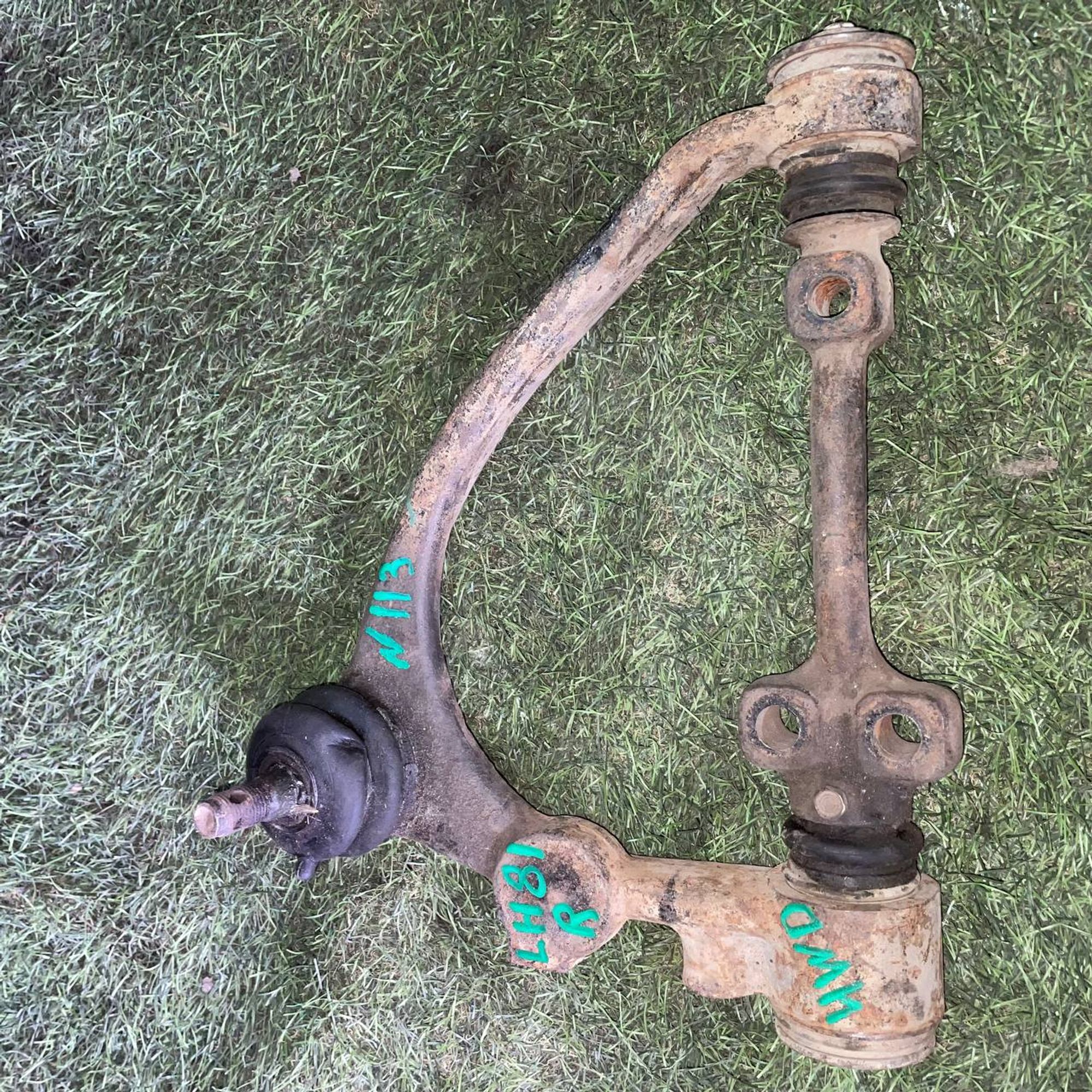 113 Рычаг передний правый верхний TOYOTA HIACE LH61, 1 рублей, Невинномысск