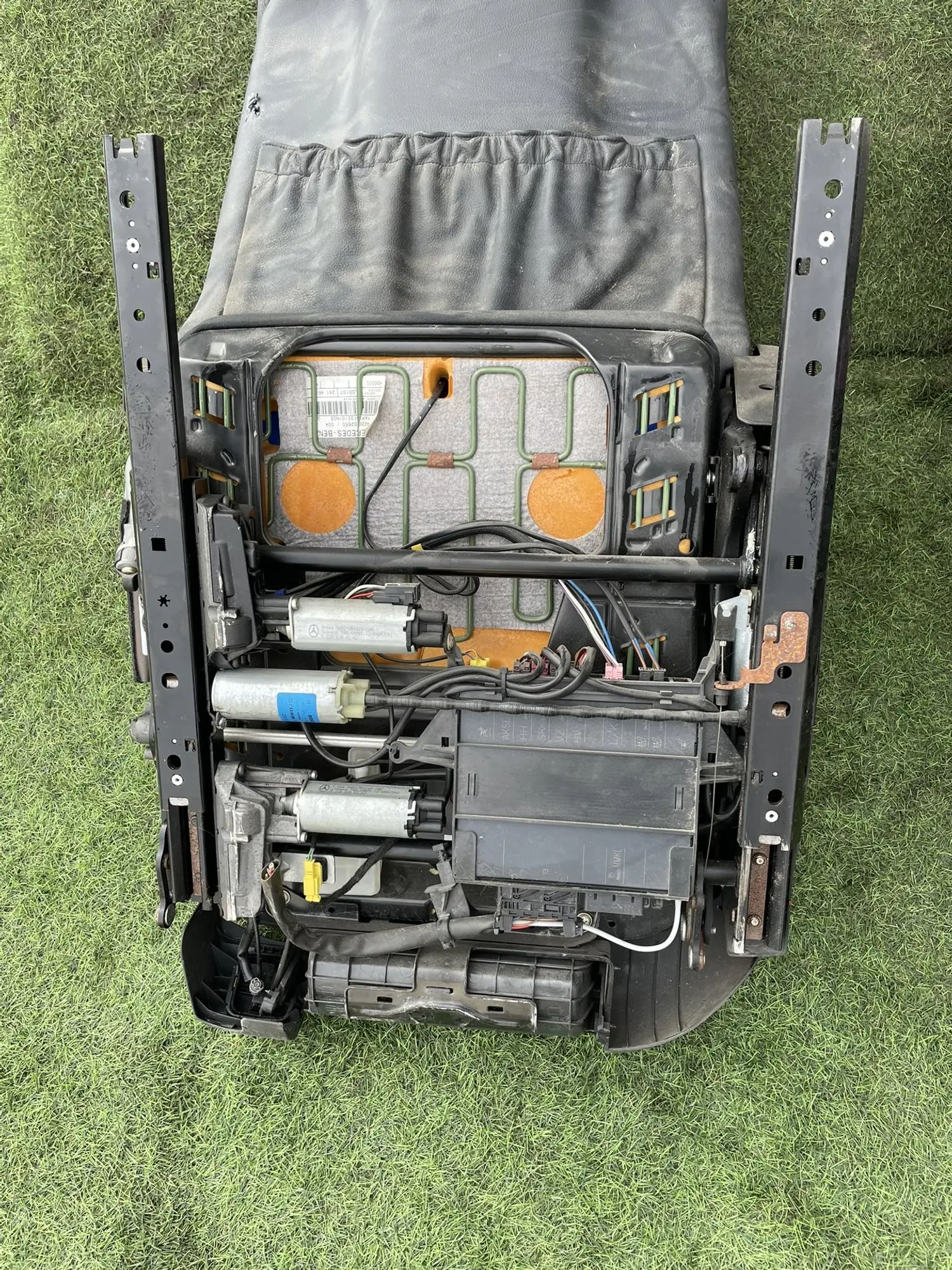 https://ycs.partsauto.market/partsauto-images/thmbs/userImages/772e461030aea93f4dbb6447c0f924d3/part/dc1e94f9-9039-4217-835d-27065ecbfb38_1775137533712.jpg