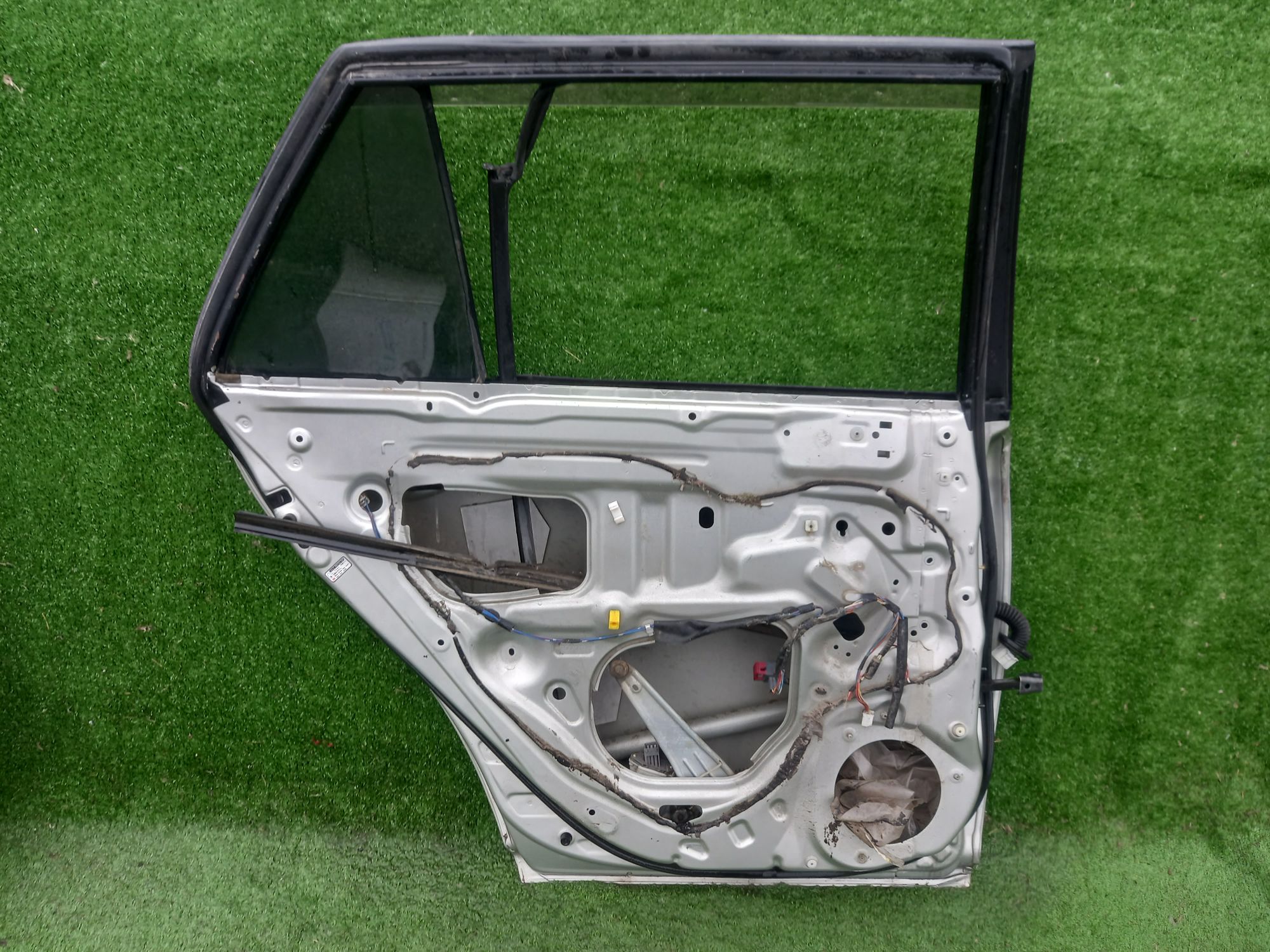 1883 дверь задняя левая на TOYOTA AVENSIS WAGON AZT250, 12500 рублей, Невинномысск