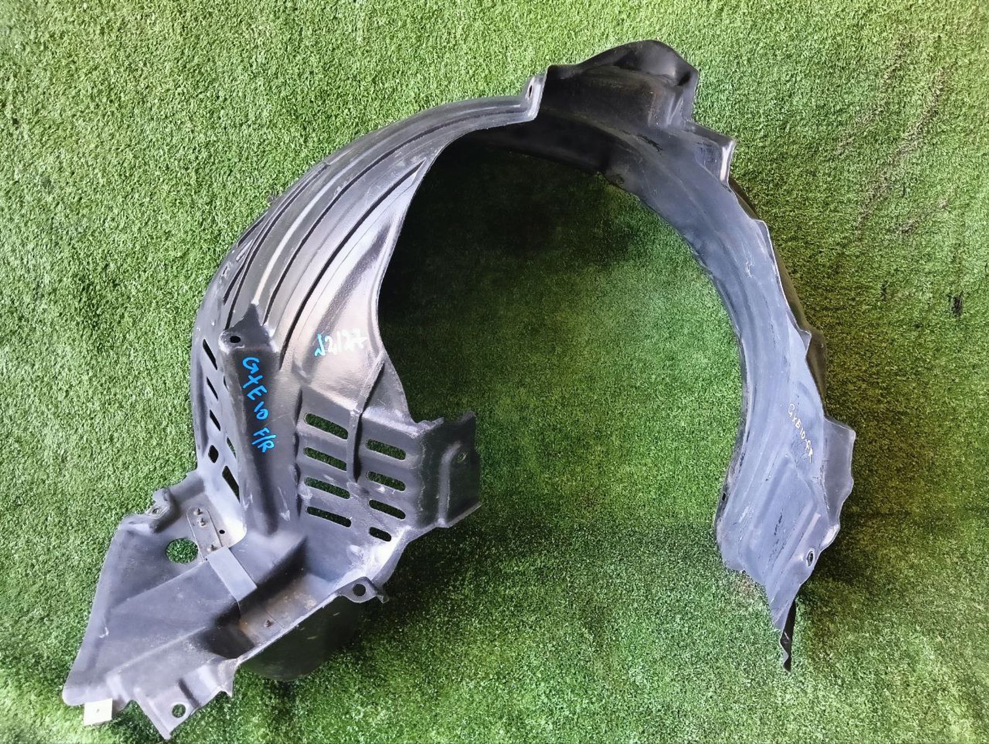https://ycs.partsauto.market/partsauto-images/thmbs/userImages/772e461030aea93f4dbb6447c0f924d3/part/dcbfadc3-ca80-47e2-b7c1-3369275d5d99_1717679635693.jpg