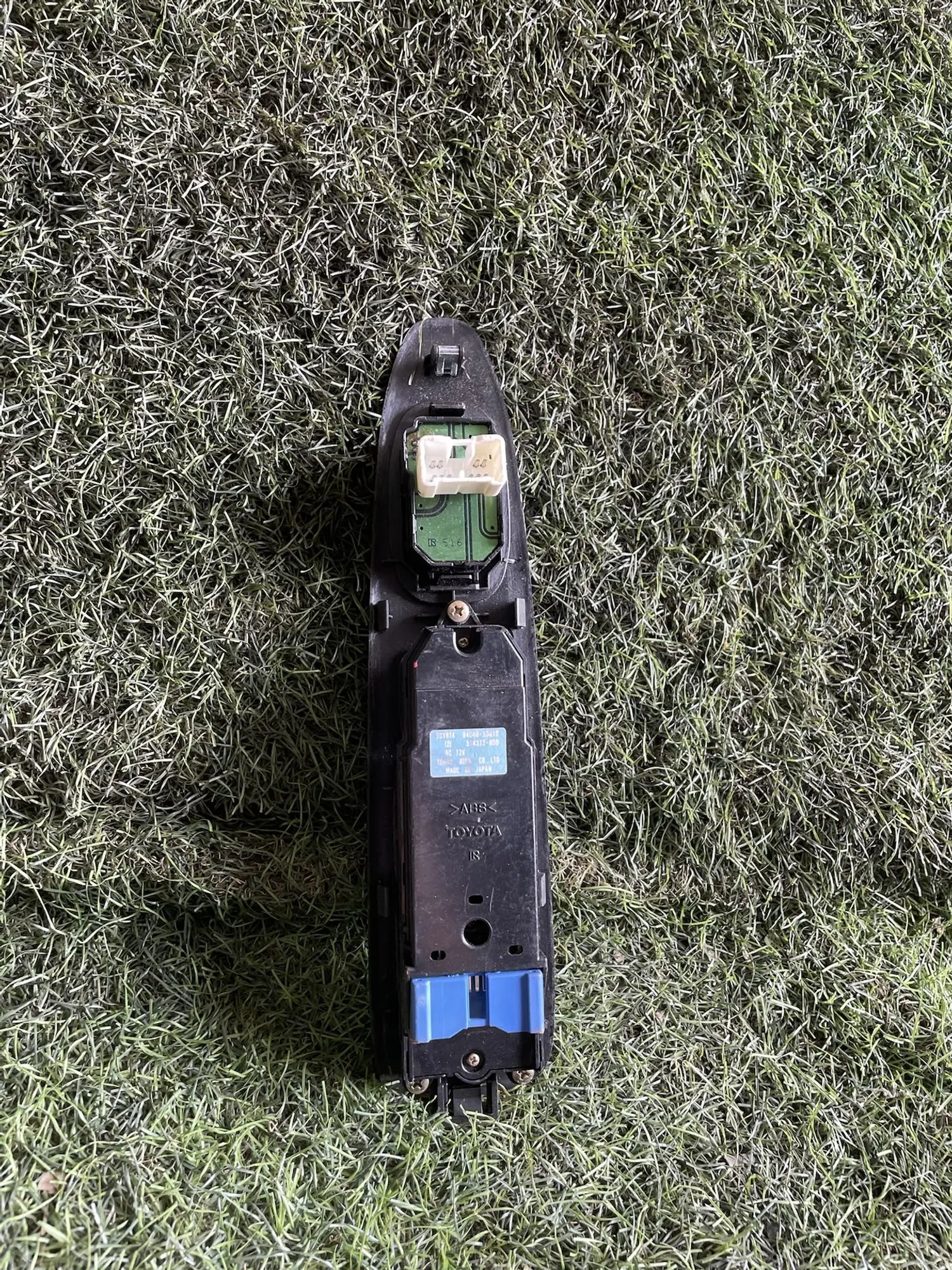 https://ycs.partsauto.market/partsauto-images/thmbs/userImages/772e461030aea93f4dbb6447c0f924d3/part/dccdfdf8-5000-4e5f-9d74-2f2b9bf294cb_1778674991485.jpg