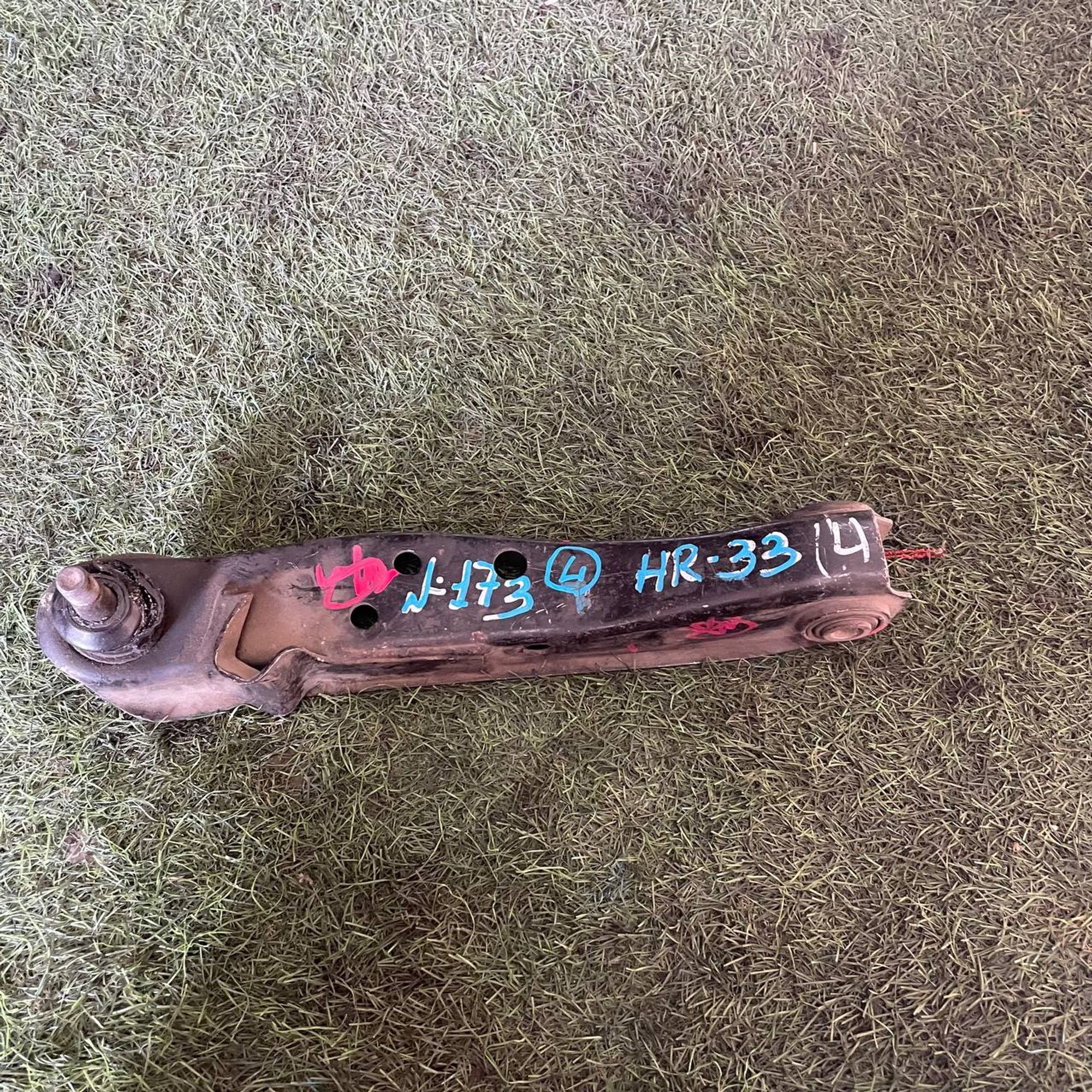 173 Рычаг передний левый нижний NISSAN SKYLINE HR33, 1 рублей, Невинномысск