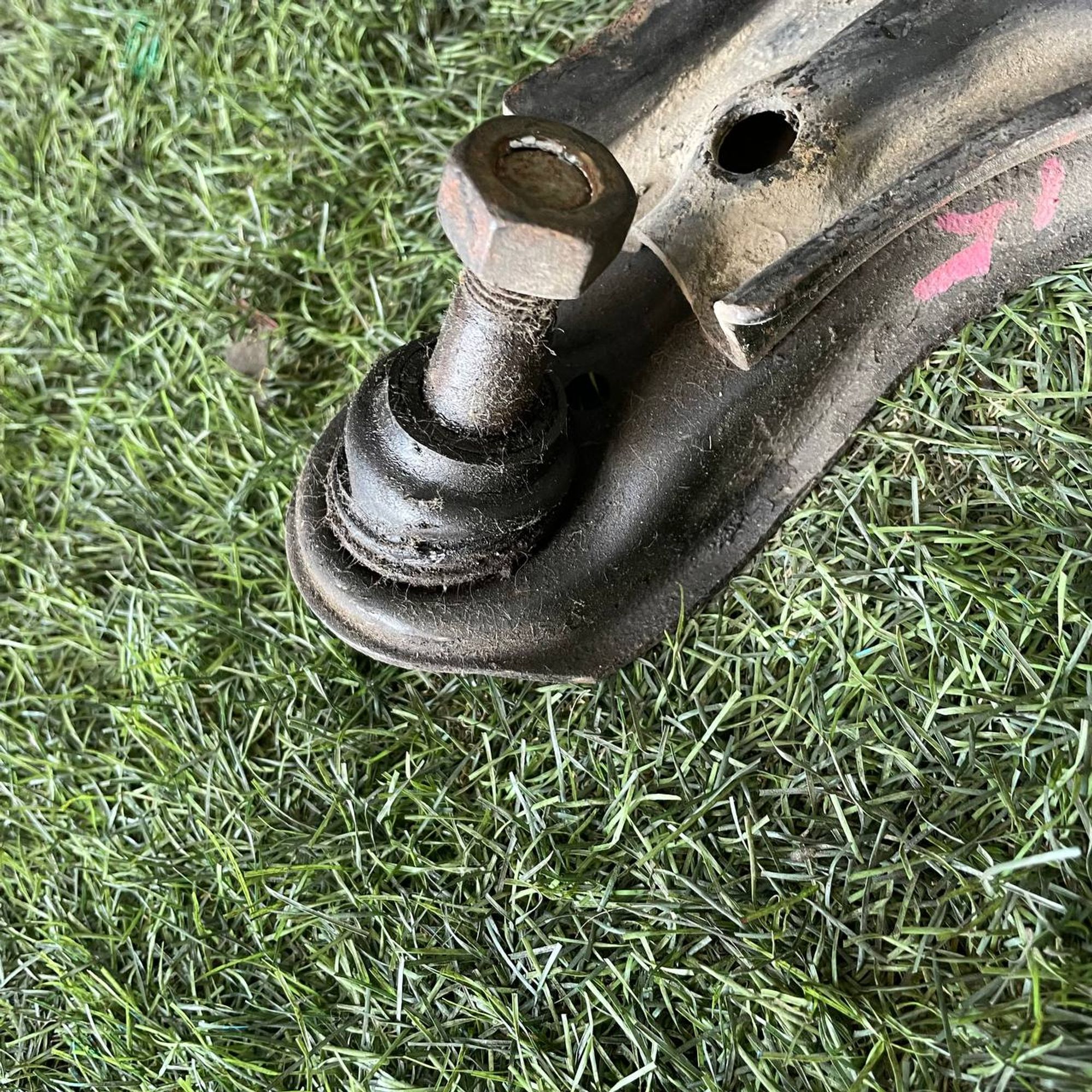 238 Рычаг передний левый нижний NISSAN PULSAR FN15, 2500 рублей, Невинномысск