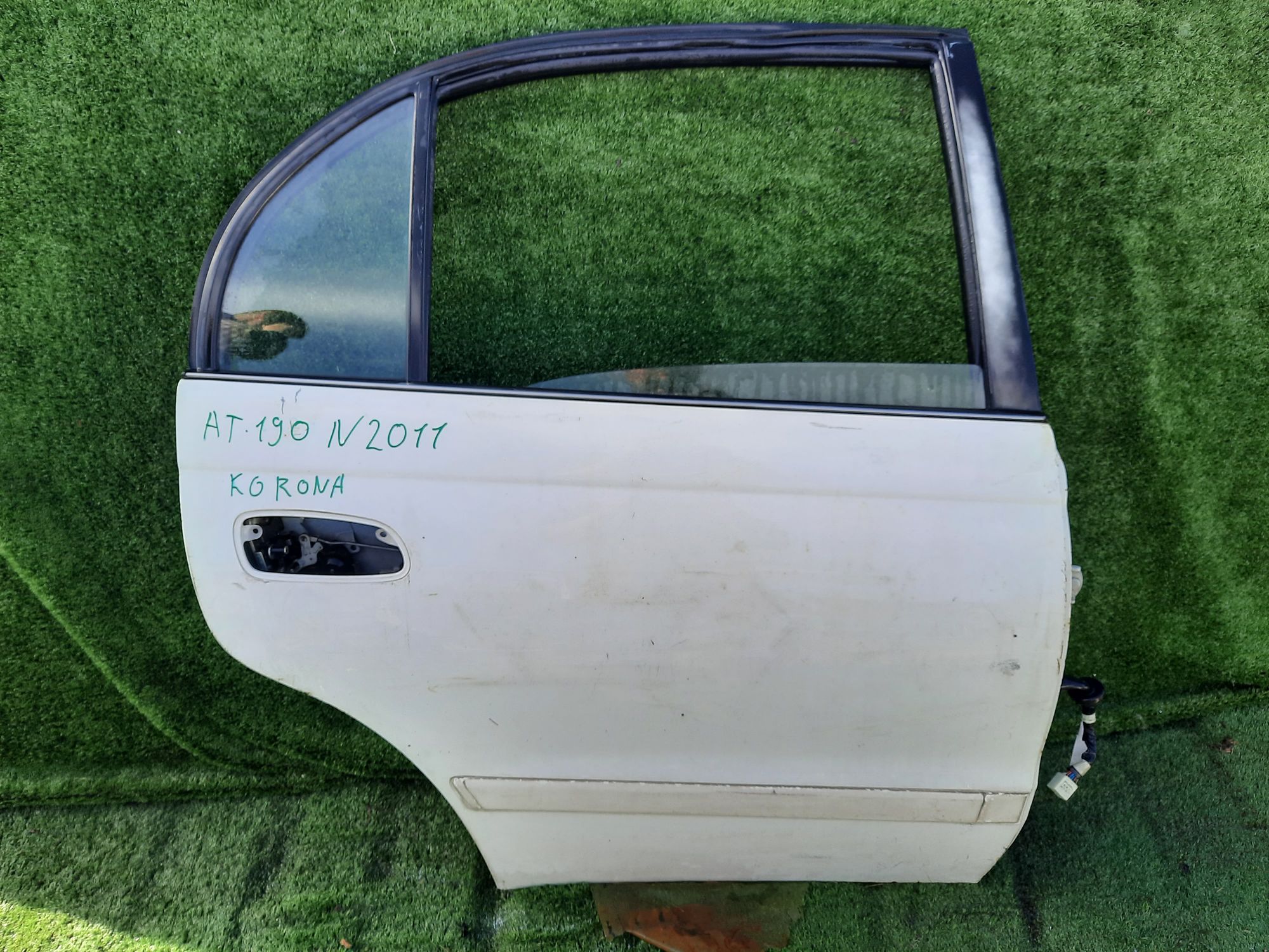 2011 Дверь задняя правая  TOYOTA CORONA AT190, 9500 рублей, Невинномысск