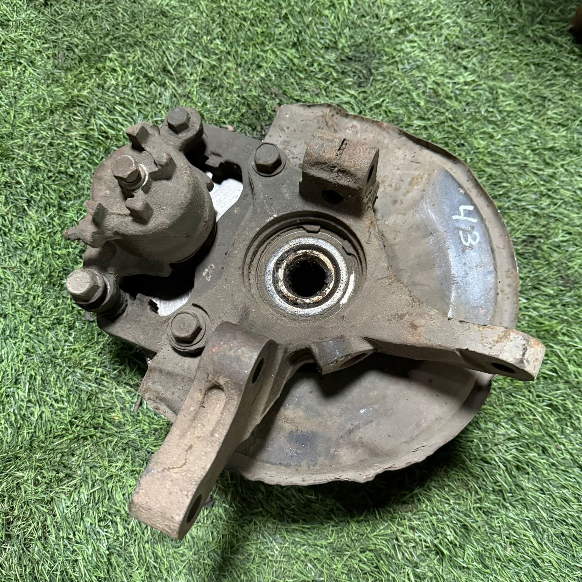 43 Ступица передняя правая MITSUBISHI LANCER CEDIA CS2A, 6500 рублей, Невинномысск