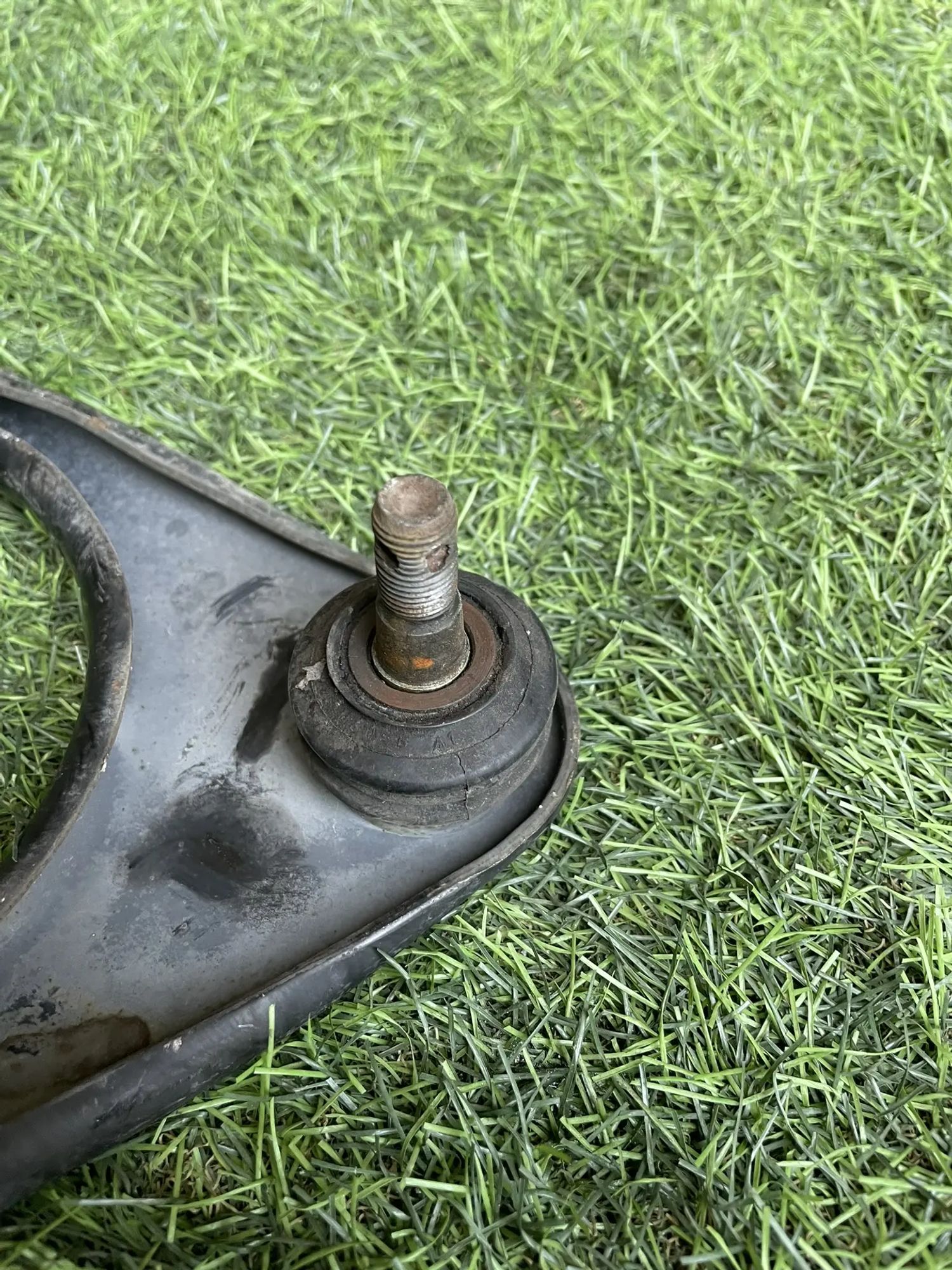 https://ycs.partsauto.market/partsauto-images/thmbs/userImages/772e461030aea93f4dbb6447c0f924d3/part/dde4fb87-6f28-4497-94fe-9bb43b24dfb9_1774360361715.jpg