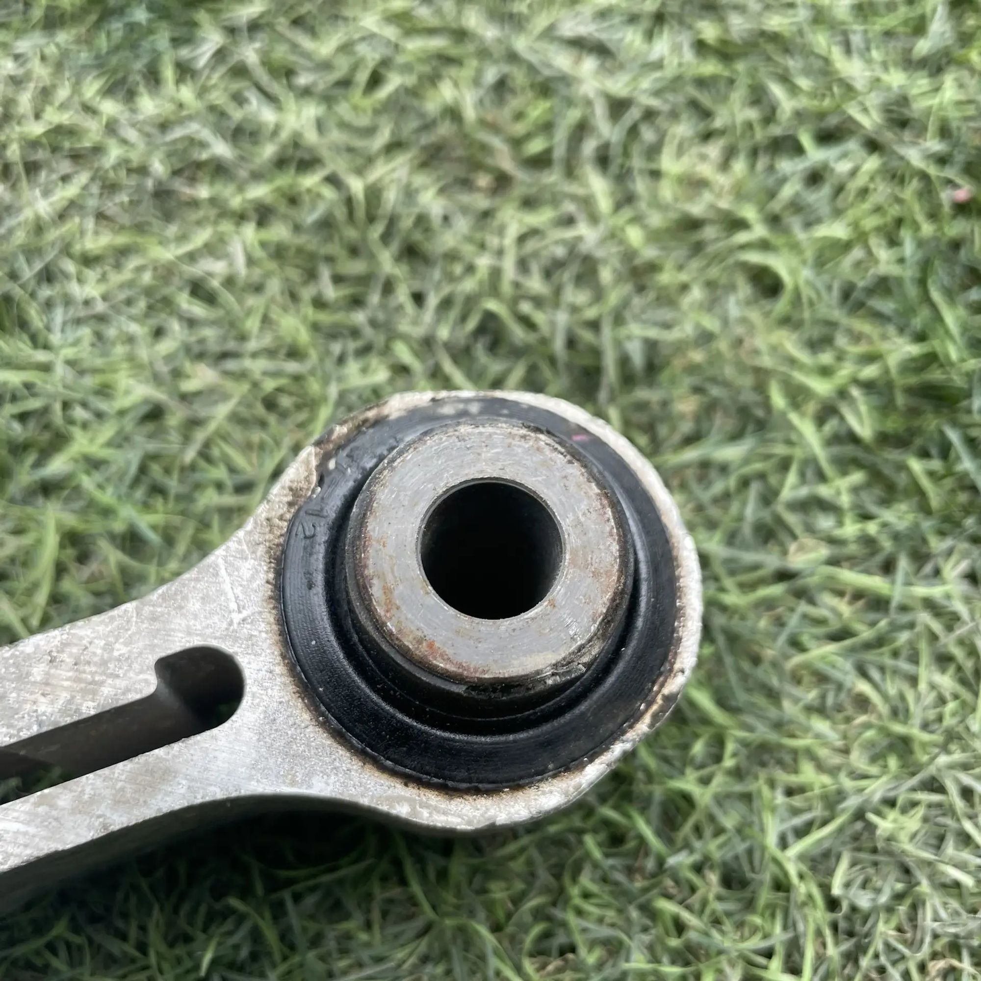 https://ycs.partsauto.market/partsauto-images/thmbs/userImages/772e461030aea93f4dbb6447c0f924d3/part/ddfa6955-c9ea-4994-966a-c344eacfdf13_1779194691800.jpg