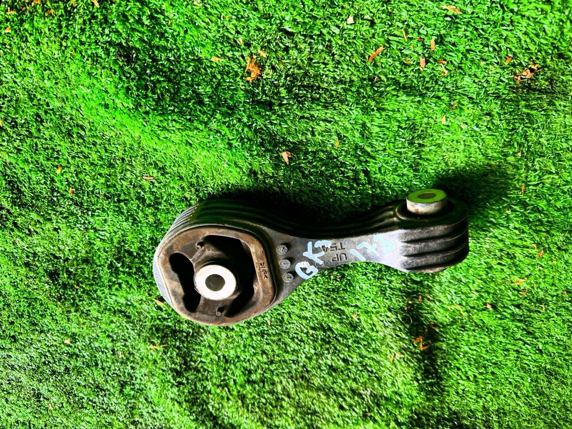 173 Опора двигателя GK3 Honda Fit, 4000 рублей, Невинномысск