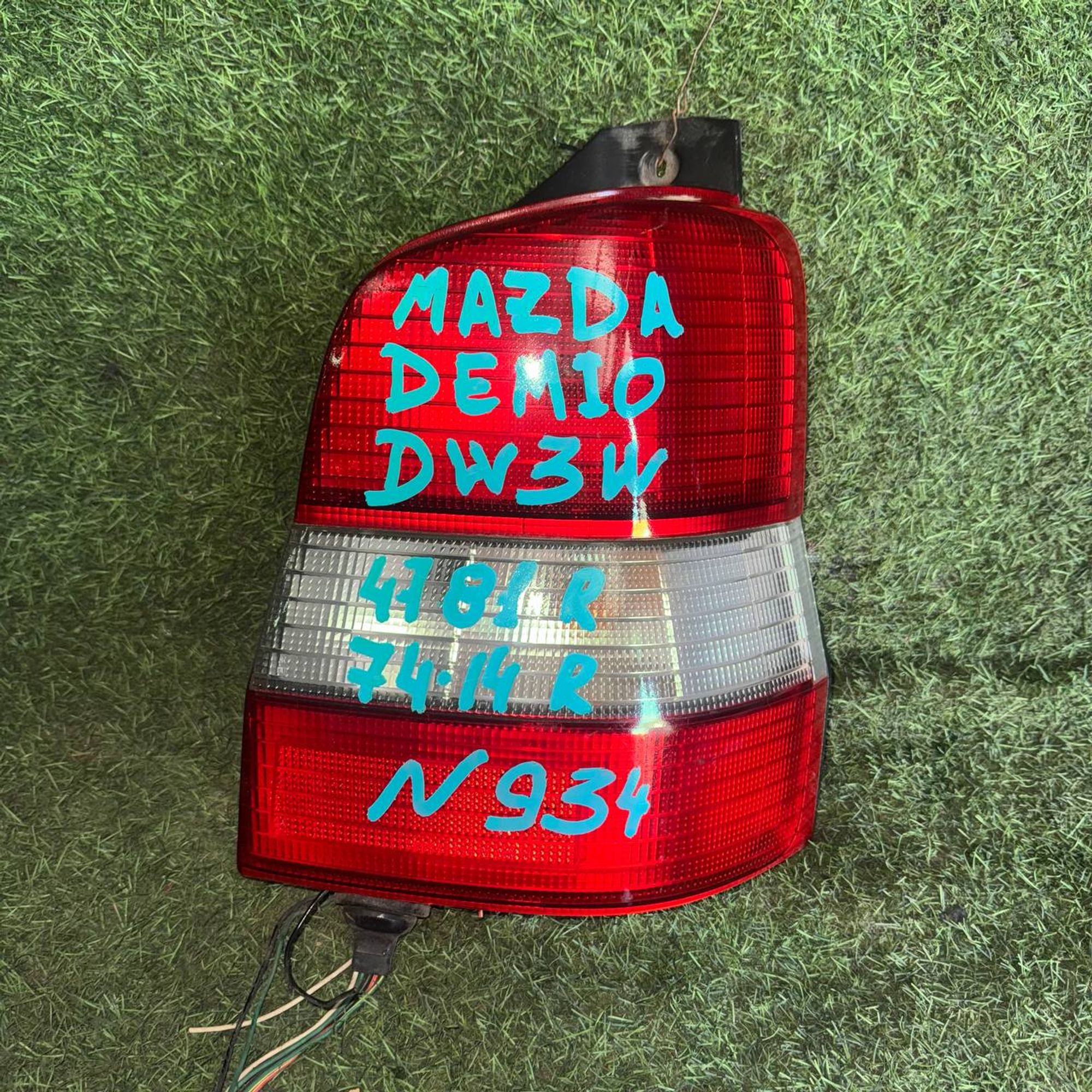 934 Фонарь задний правый MAZDA DEMIO DW3W, 7500 рублей, Невинномысск