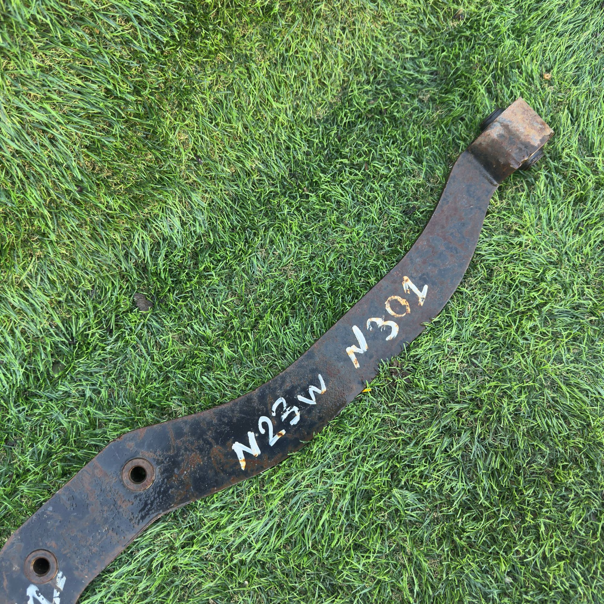 301 Балка поперечная MITSUBISHI RVR N23W, 1 рублей, Невинномысск