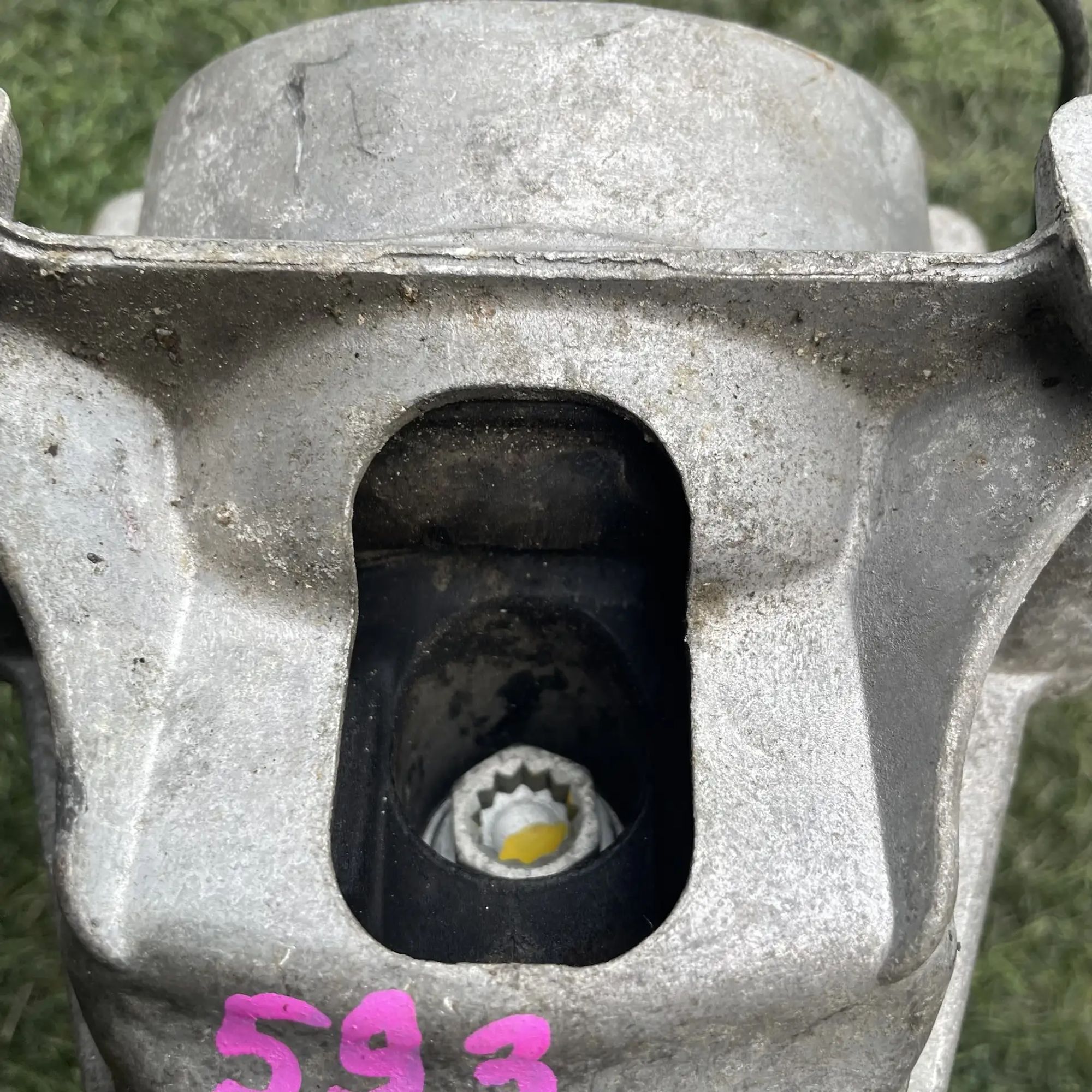 https://ycs.partsauto.market/partsauto-images/thmbs/userImages/772e461030aea93f4dbb6447c0f924d3/part/de90951d-a7d5-4223-adec-cef781b875b7_1779191310200.jpg
