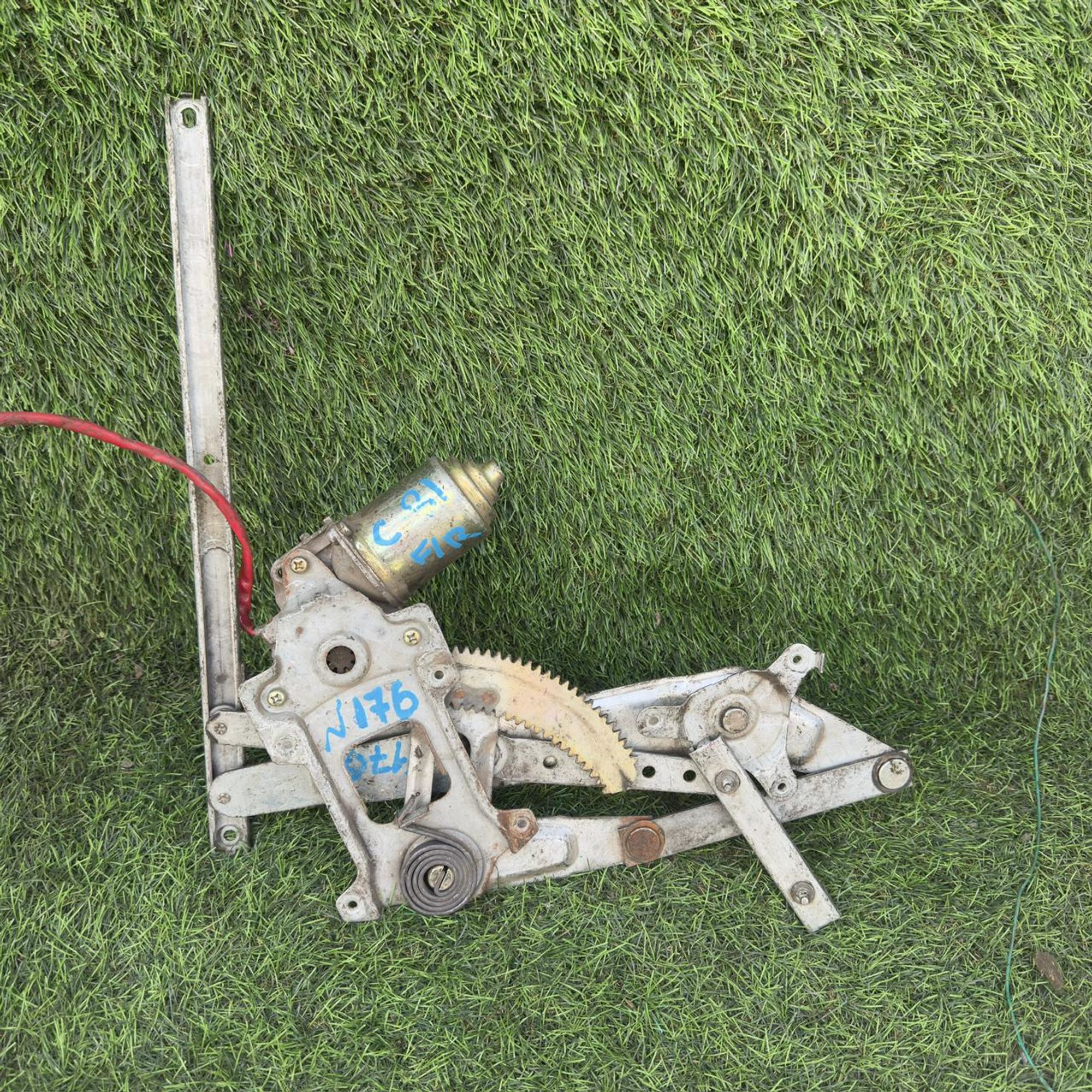 176 Стеклоподъемник задней правой двери NISSAN LAUREL C31, 1 рублей, Невинномысск