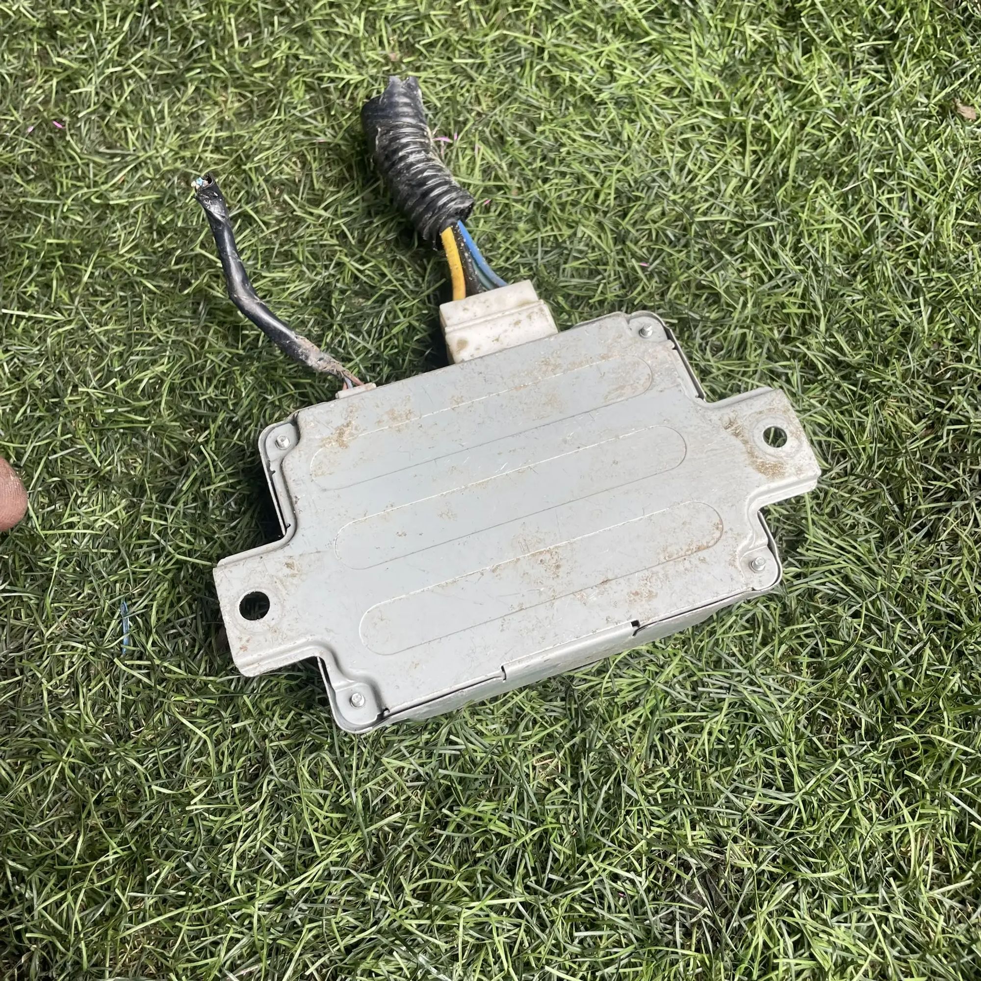 https://ycs.partsauto.market/partsauto-images/thmbs/userImages/772e461030aea93f4dbb6447c0f924d3/part/deeda21c-a804-4d88-8b05-312a35937ba4_1776516220703.jpg