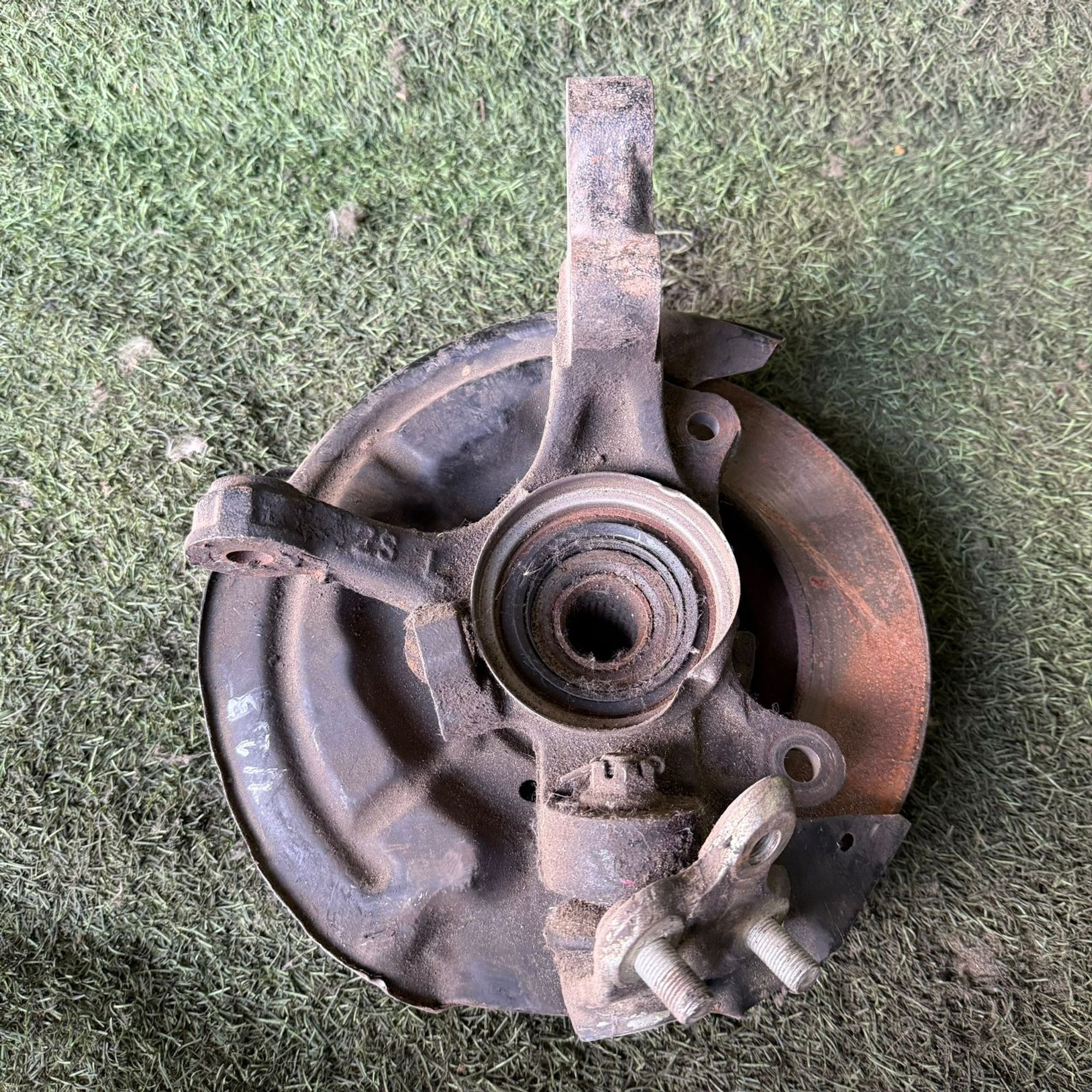 423 Ступица передняя левая TOYOTA CARINA AT210, 6500 рублей, Невинномысск