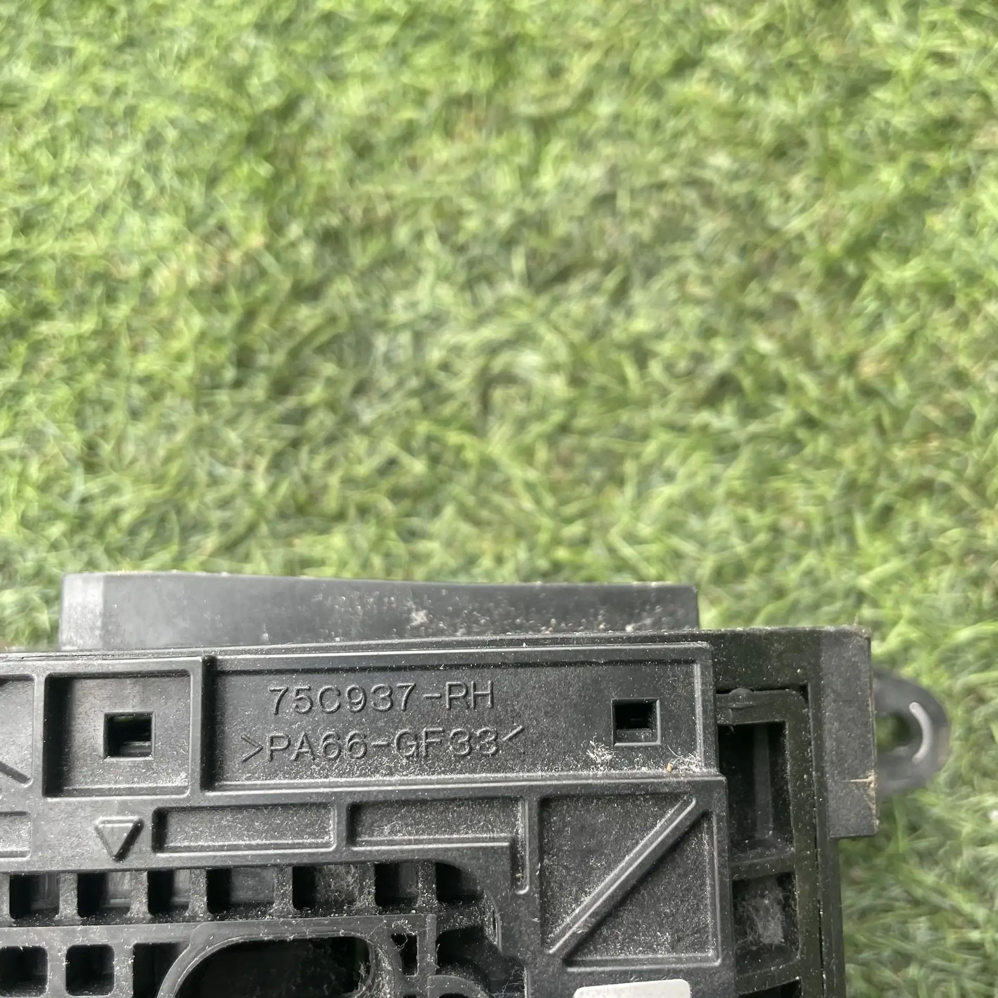 https://ycs.partsauto.market/partsauto-images/thmbs/userImages/772e461030aea93f4dbb6447c0f924d3/part/df227f41-31ee-4a61-abe3-3eda36e5b720_1778925183773.jpg