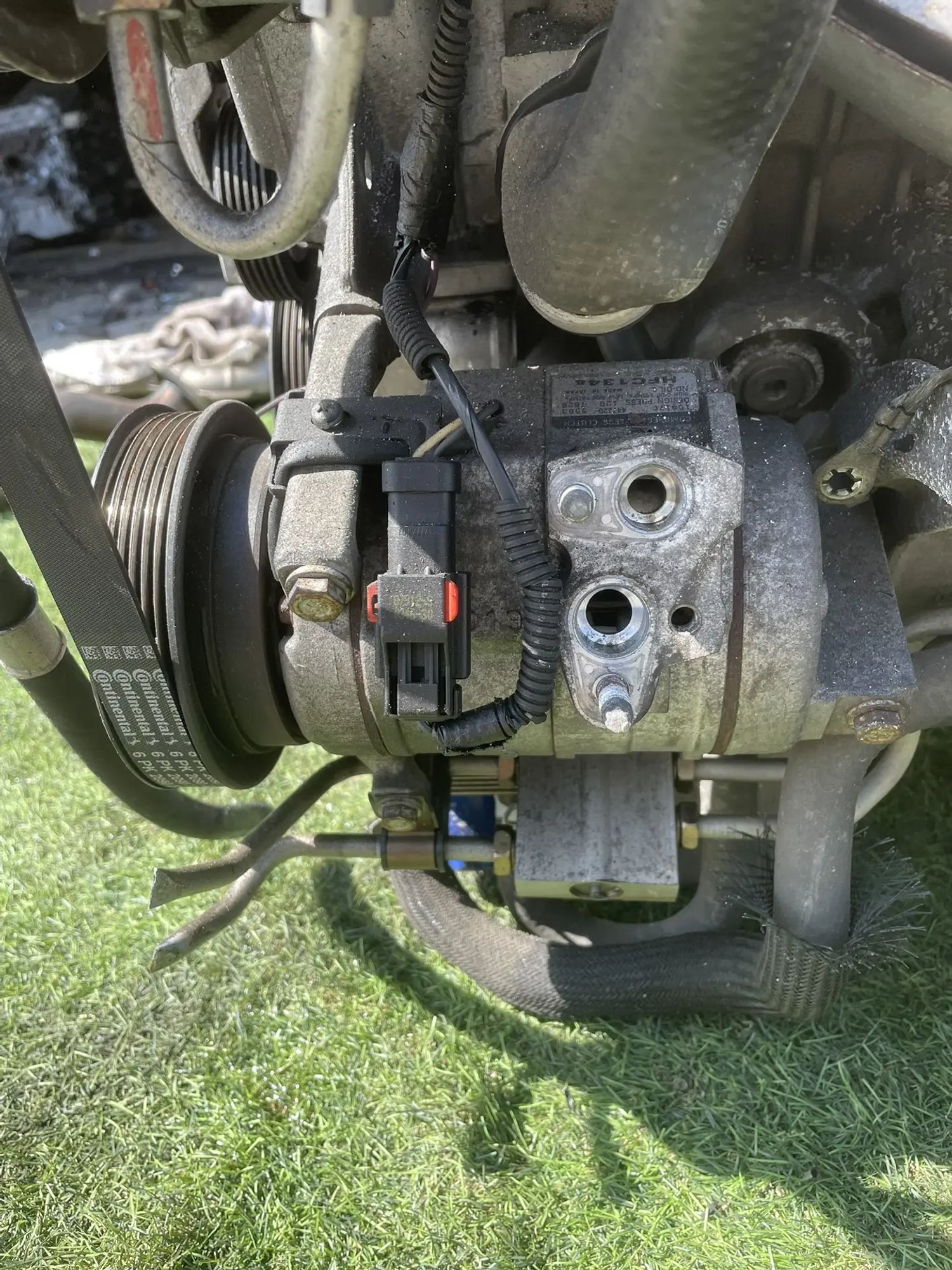 https://ycs.partsauto.market/partsauto-images/thmbs/userImages/772e461030aea93f4dbb6447c0f924d3/part/df5fa7f2-5de4-4642-a579-e820a67c83f2_1776409812338.jpg