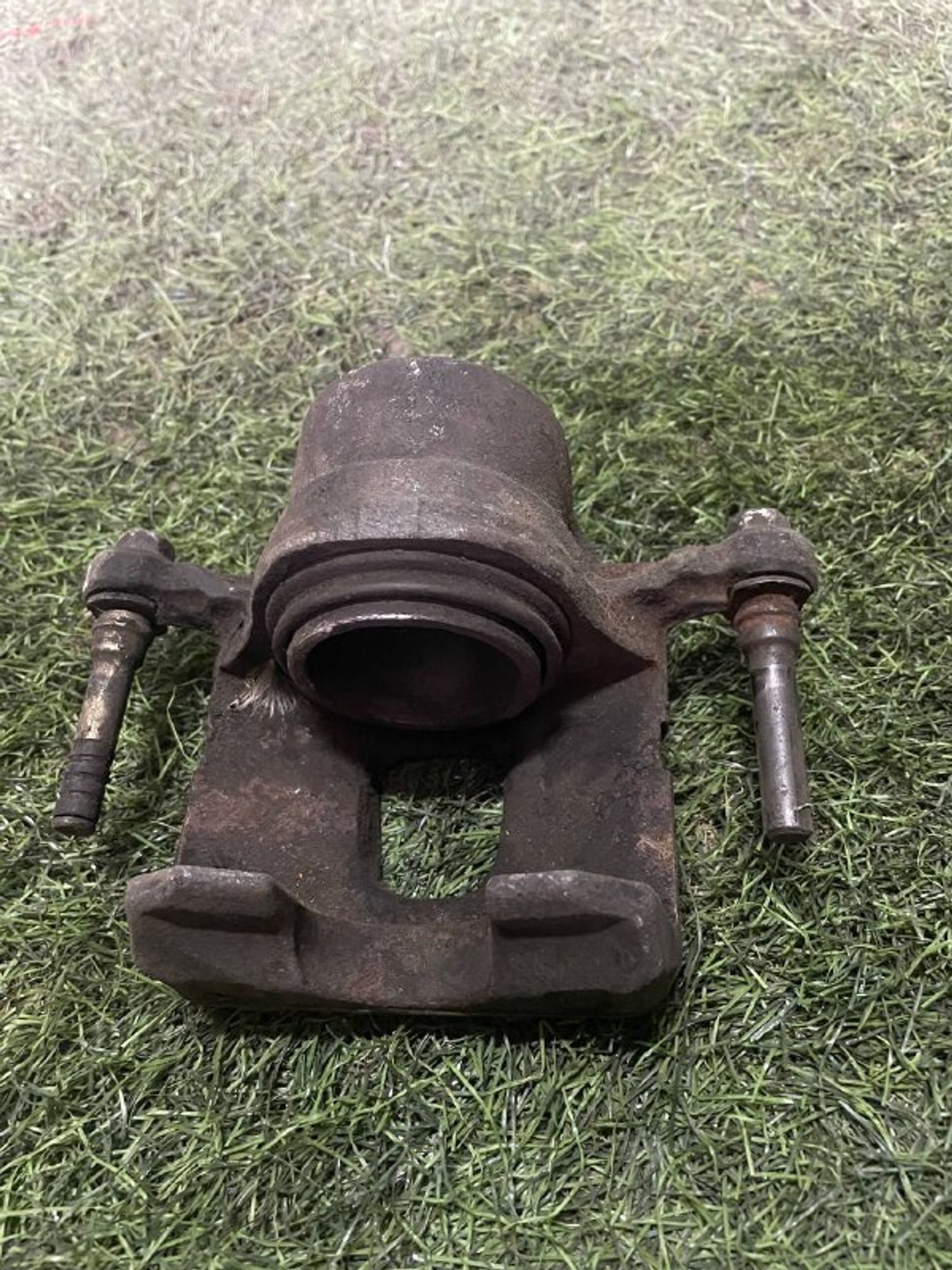 499 Суппорт тормозной передний левый TOYOTA FUNCARGO NCP21, 3000 рублей, Невинномысск