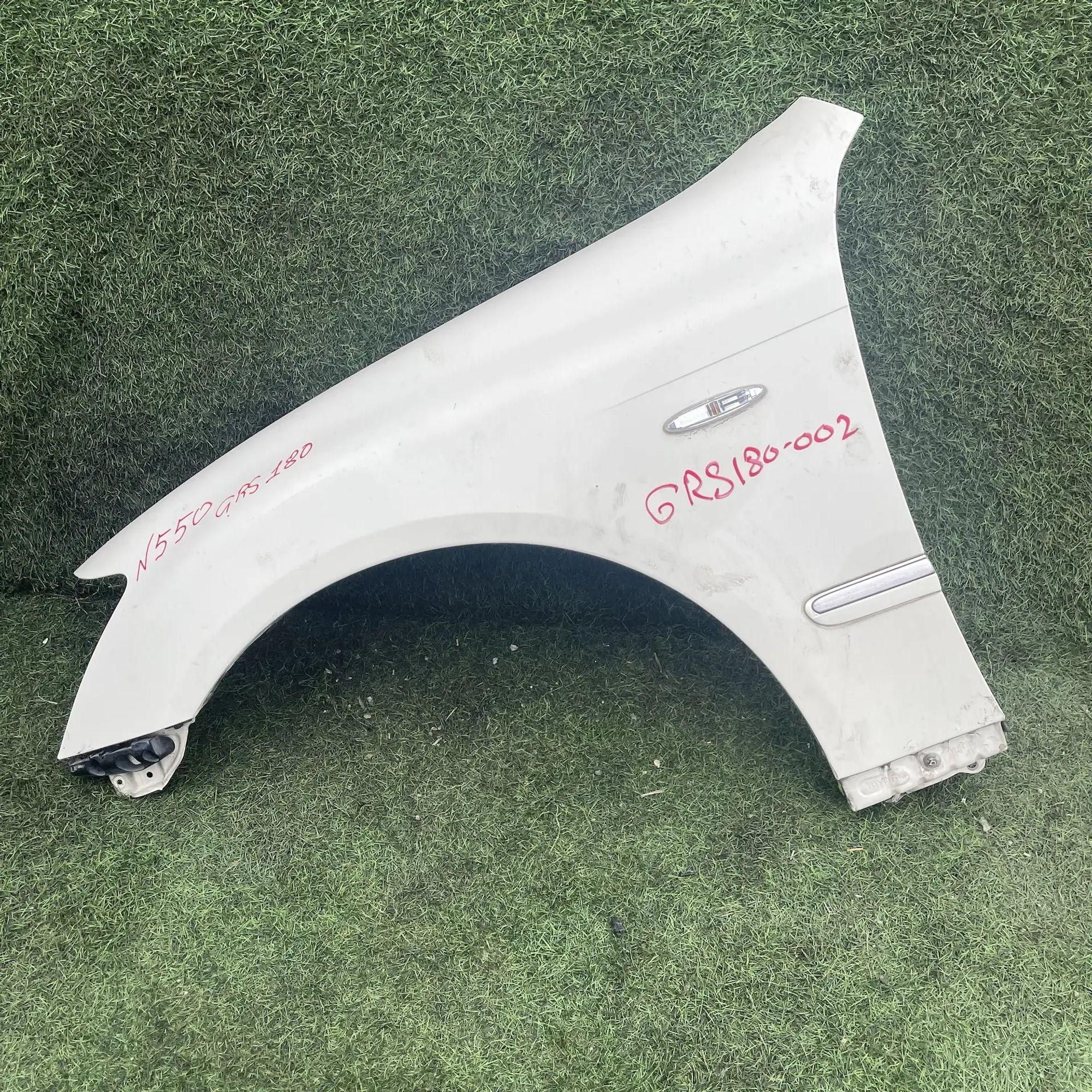 https://ycs.partsauto.market/partsauto-images/thmbs/userImages/772e461030aea93f4dbb6447c0f924d3/part/df97aa16-de75-48d5-9e7d-6debef53f679_1778832681955.jpg
