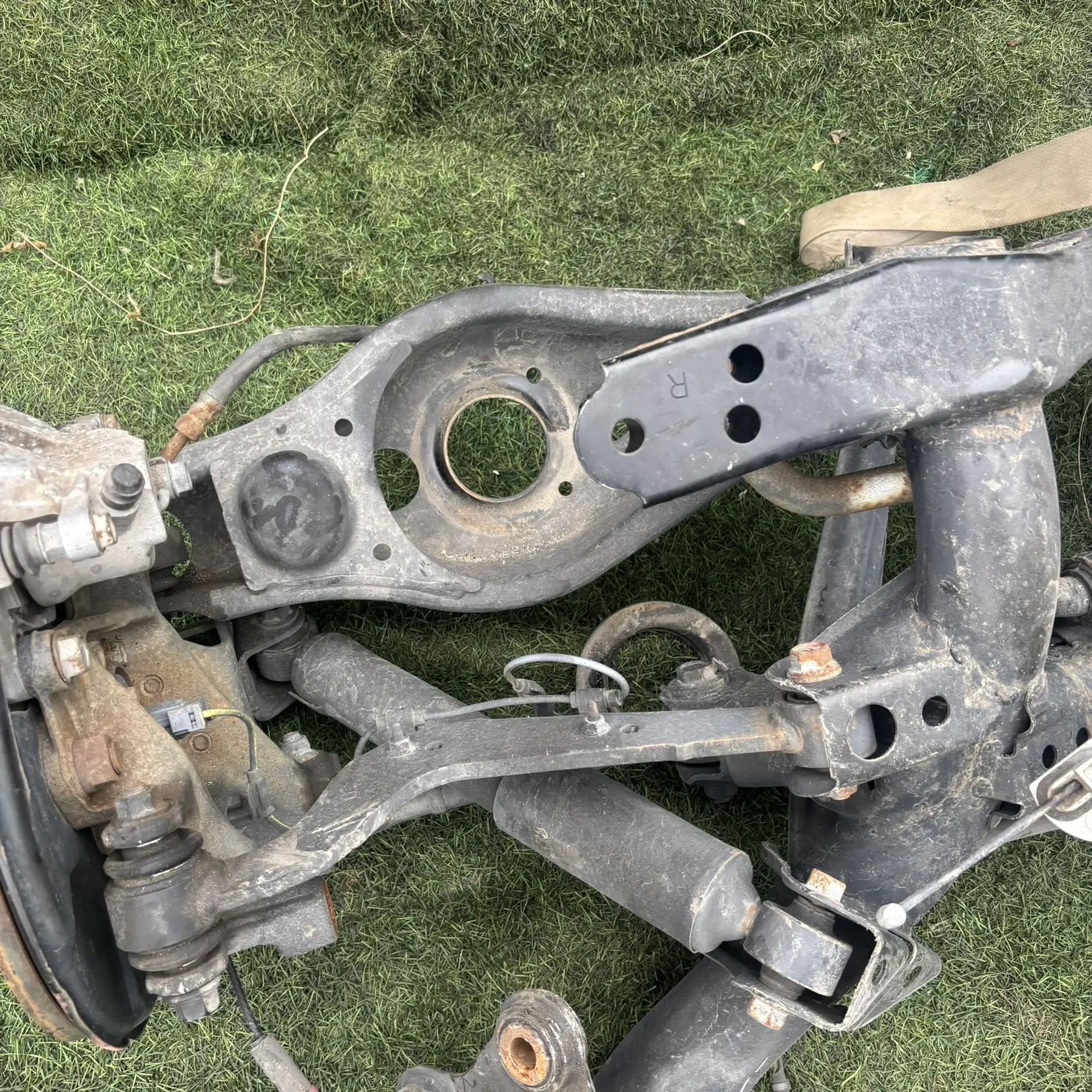 https://ycs.partsauto.market/partsauto-images/thmbs/userImages/772e461030aea93f4dbb6447c0f924d3/part/dfc209bb-f9f5-4754-ac8e-62209b2a7cd1_1777016991231.jpg