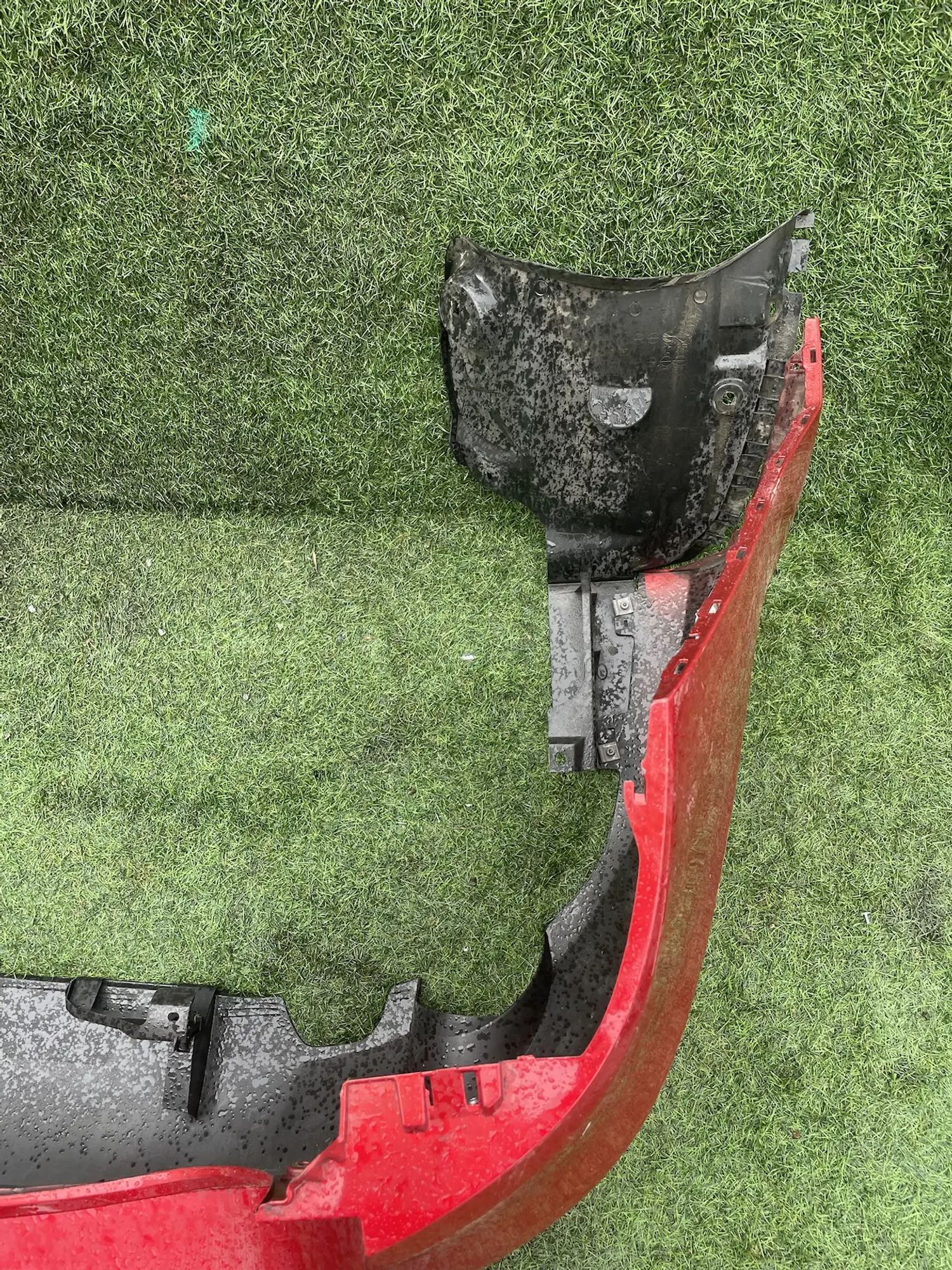 https://ycs.partsauto.market/partsauto-images/thmbs/userImages/772e461030aea93f4dbb6447c0f924d3/part/e0395be0-e30d-4b2b-b360-56ef50f9dda3_1778851406524.jpg