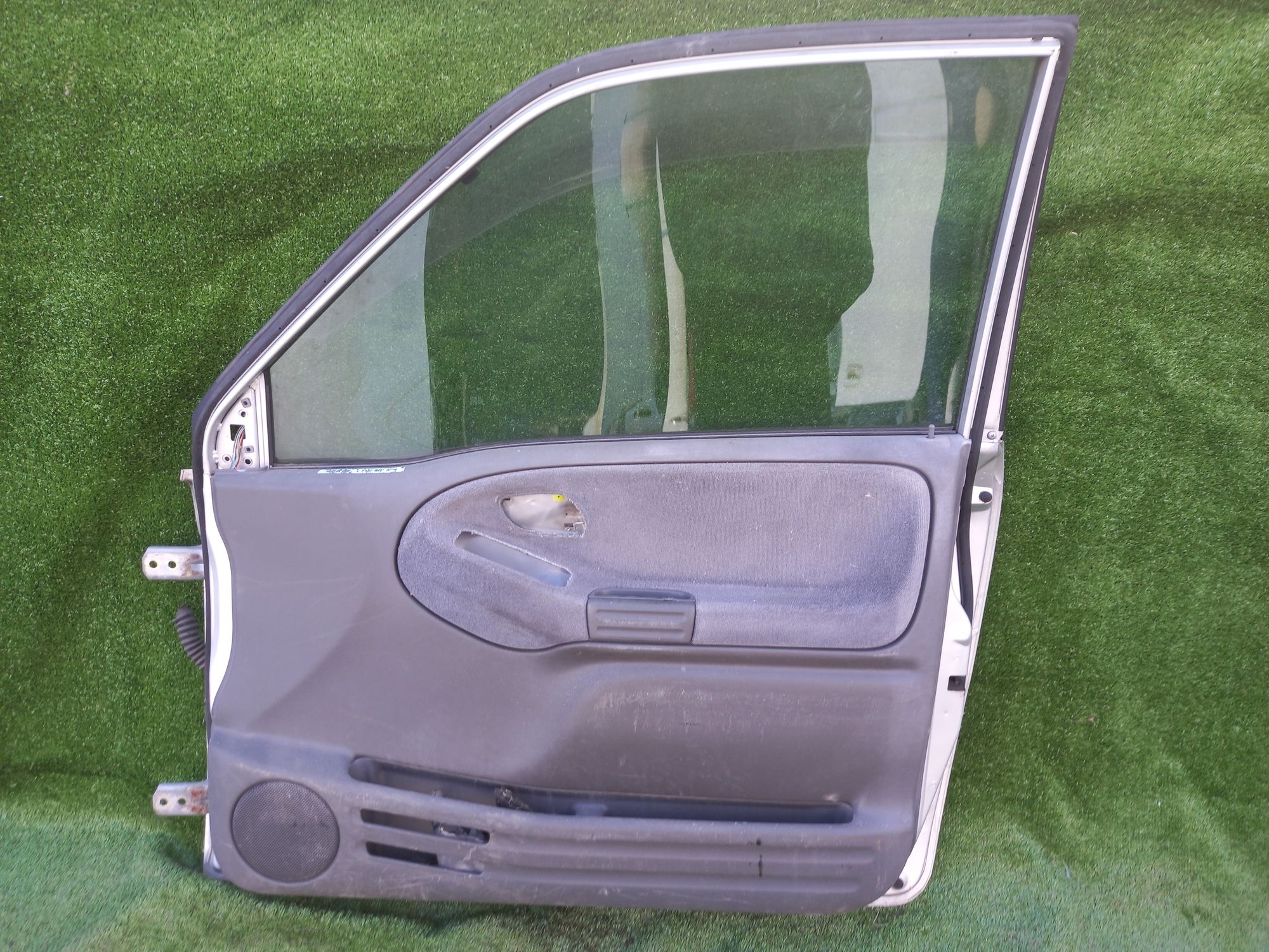 1153 дверь на SUZUKI ESCUDO TA52W, 7500 рублей, Невинномысск