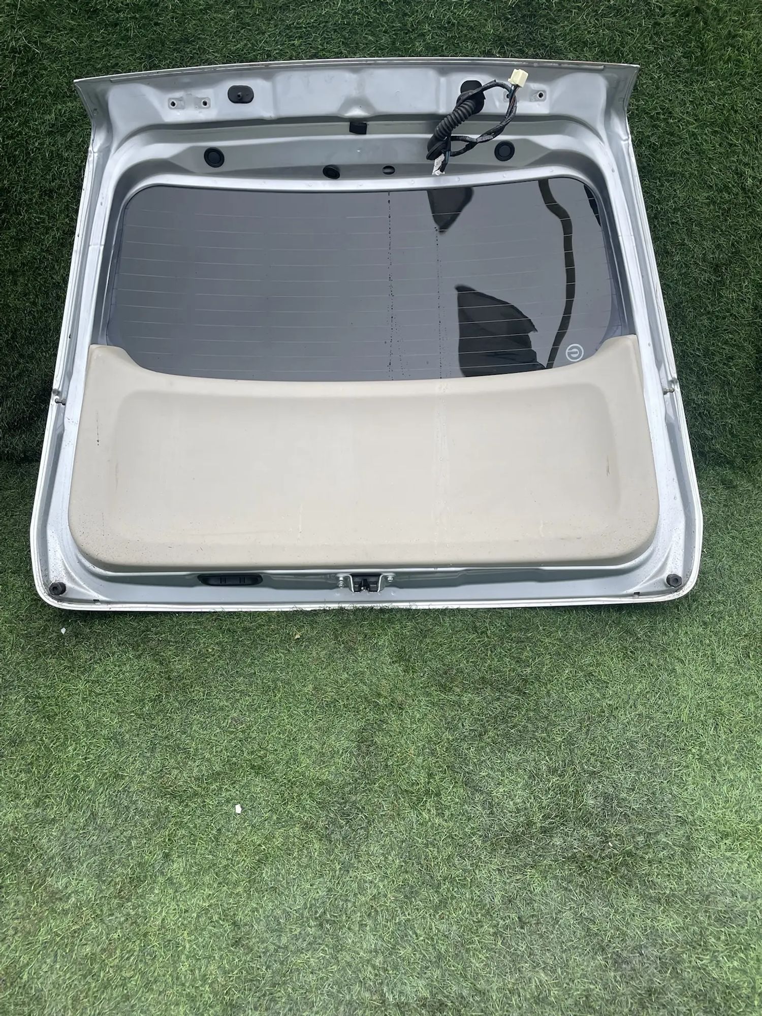 https://ycs.partsauto.market/partsauto-images/thmbs/userImages/772e461030aea93f4dbb6447c0f924d3/part/e0b13187-bfef-490e-9f3f-eeb06be7814f_1778912946508.jpg