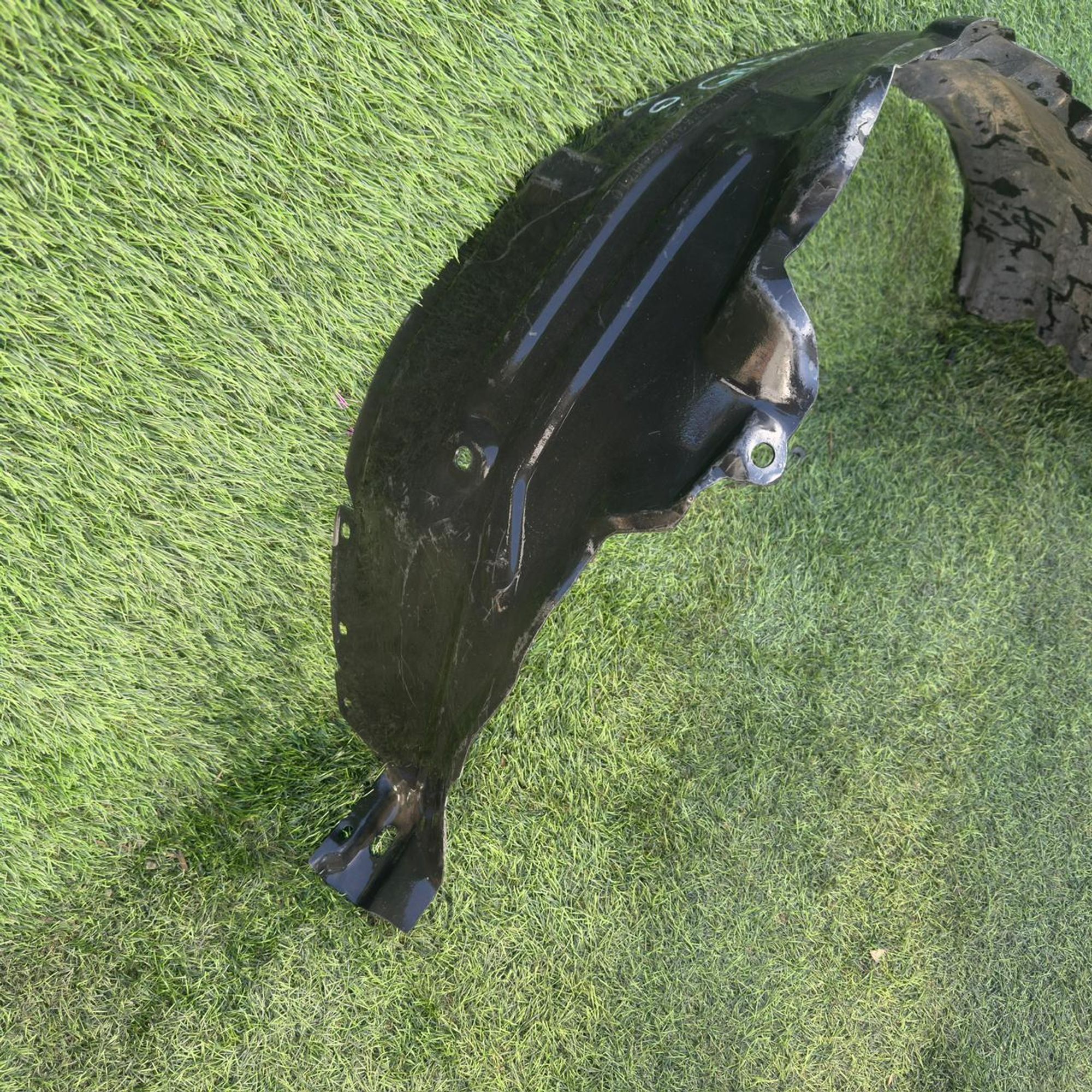 808 Подкрылок передний левый NISSAN BLUEBIRD G10, 999 рублей, Невинномысск