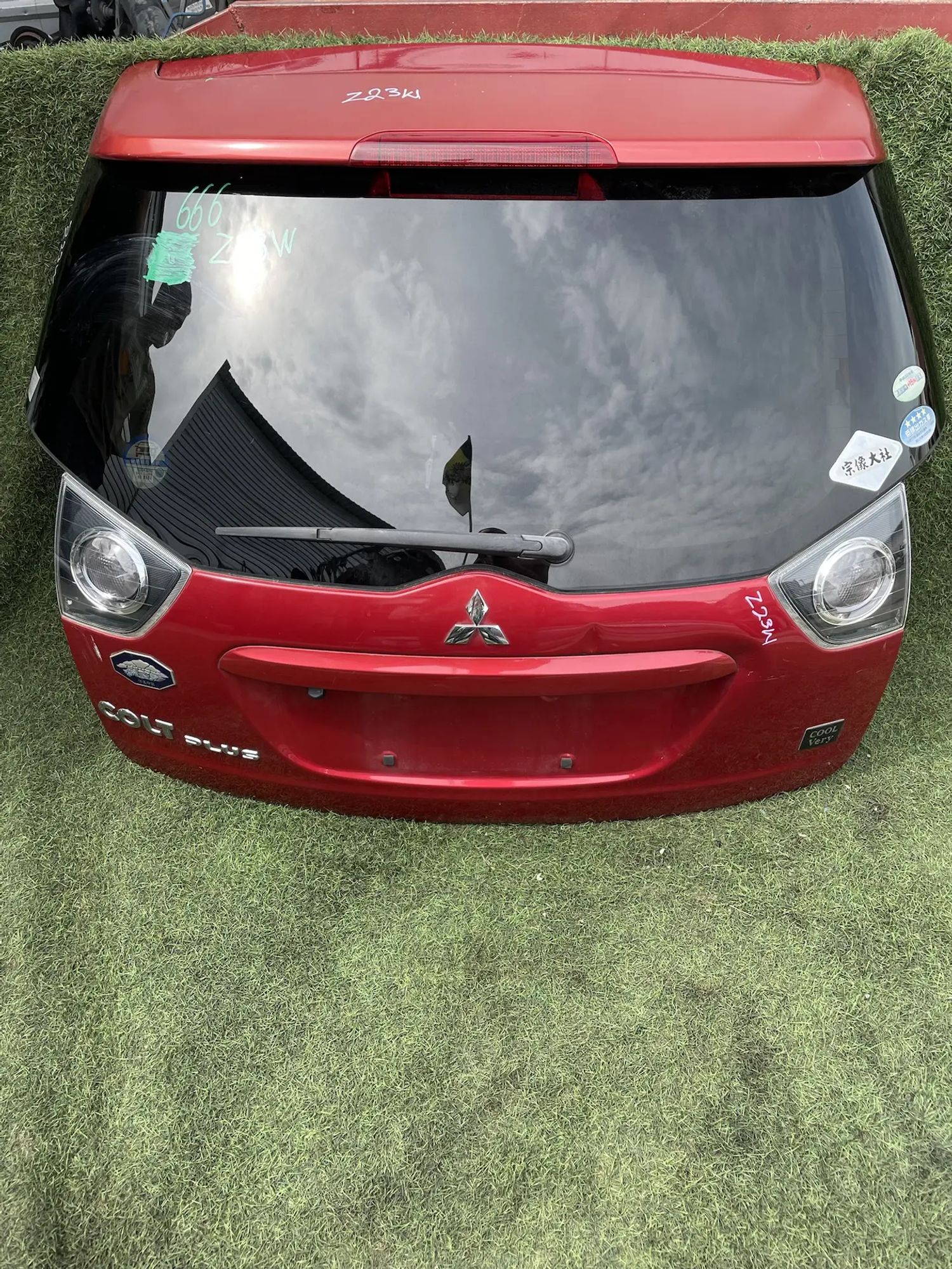 https://ycs.partsauto.market/partsauto-images/thmbs/userImages/772e461030aea93f4dbb6447c0f924d3/part/e1031621-960f-4ef9-a420-ebfcfd04ea67_1778748483913.jpg