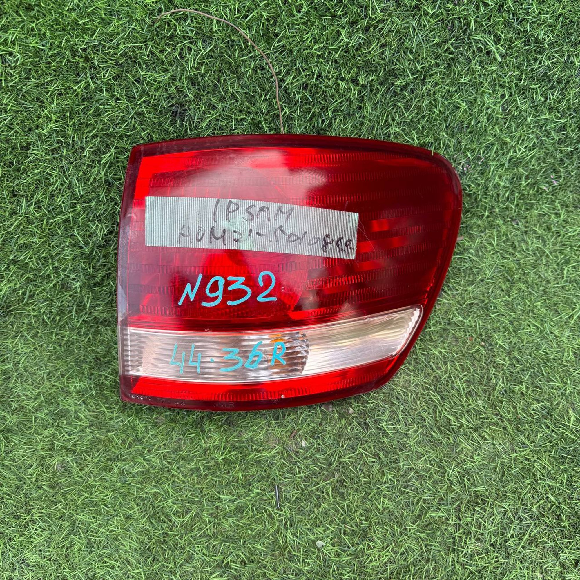 932 Фонарь задний правый TOYOTA IPSUM ACM21, 3500 рублей, Невинномысск